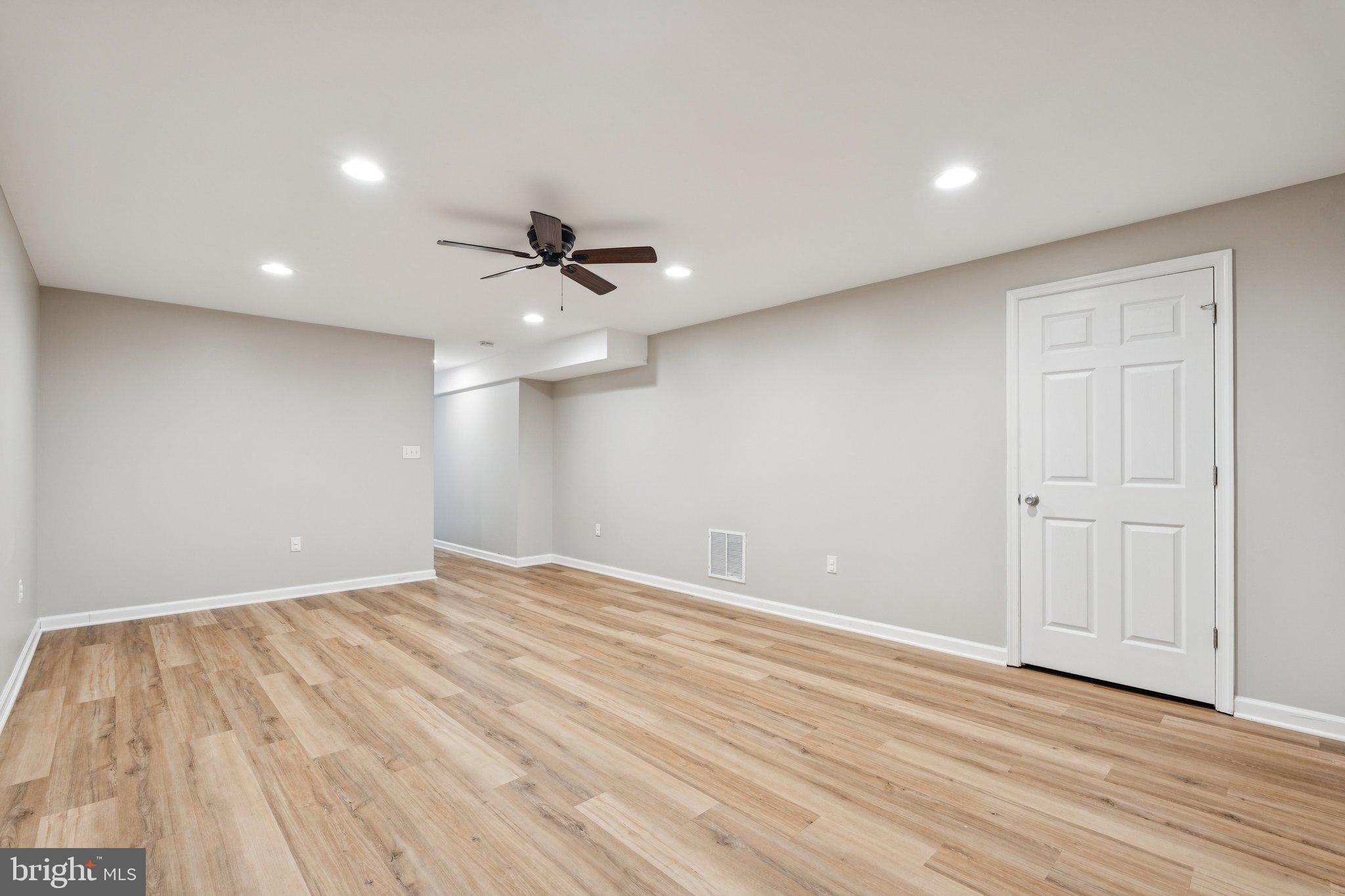 RED BUD RUN - Residential