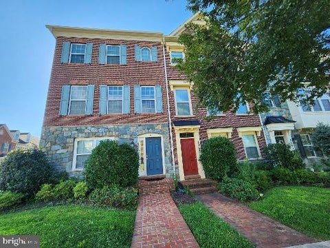 Townhouse For Rent - 22623 Sweetspire Drive<br/> CLARKSBURG, MD 20871