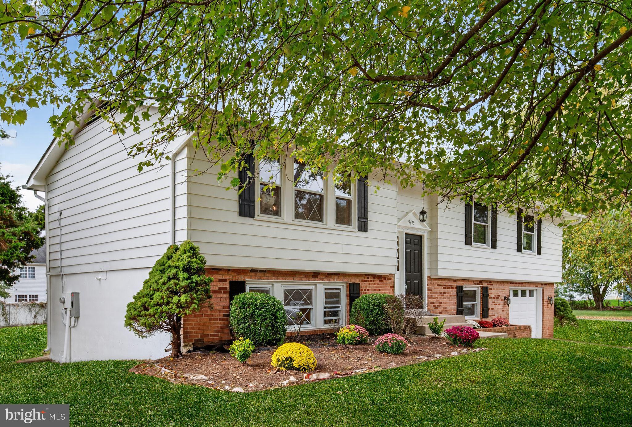 CLIFFTON ON THE POTOMAC - Residential