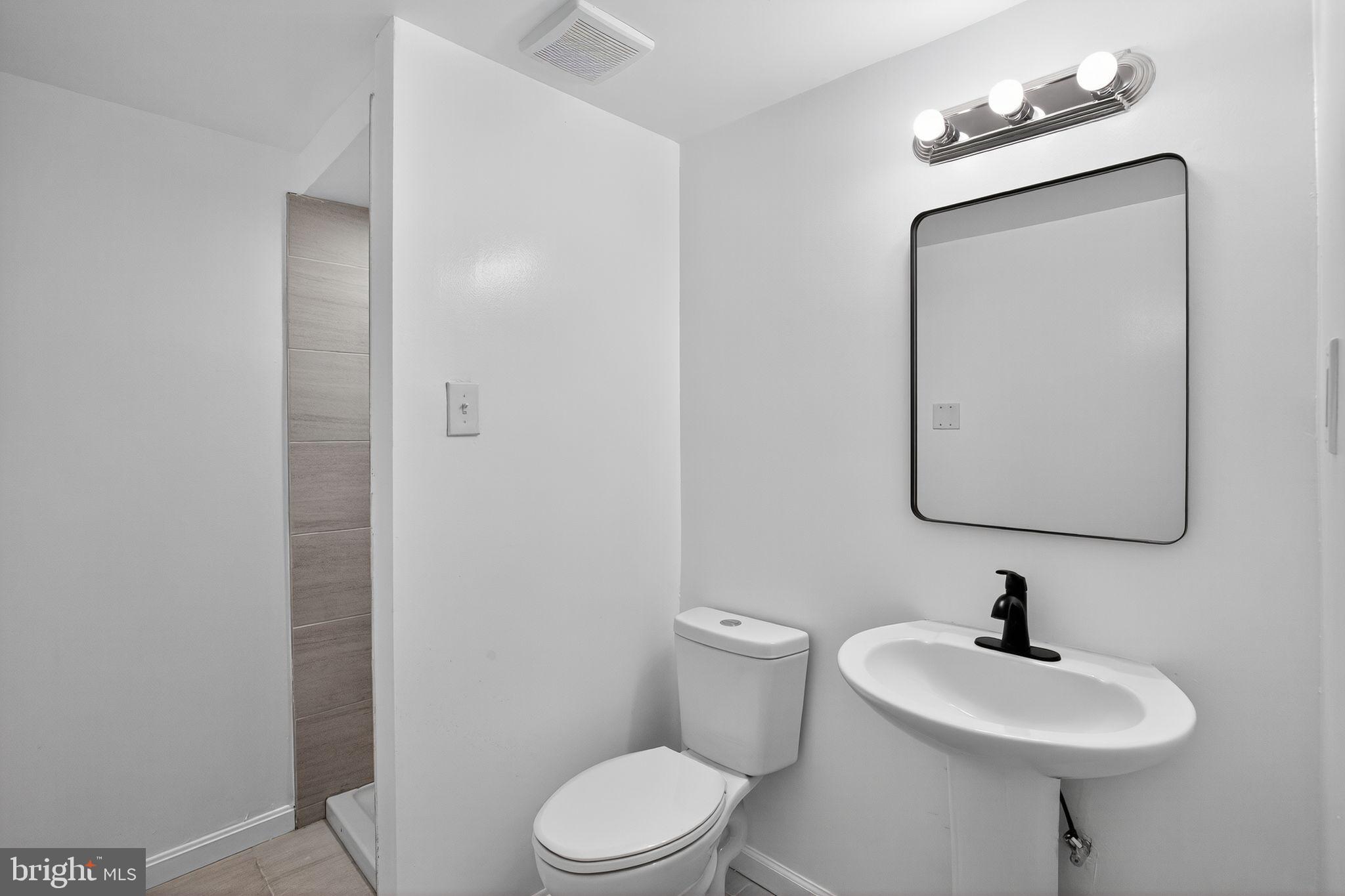 CLIFFTON ON THE POTOMAC - Residential