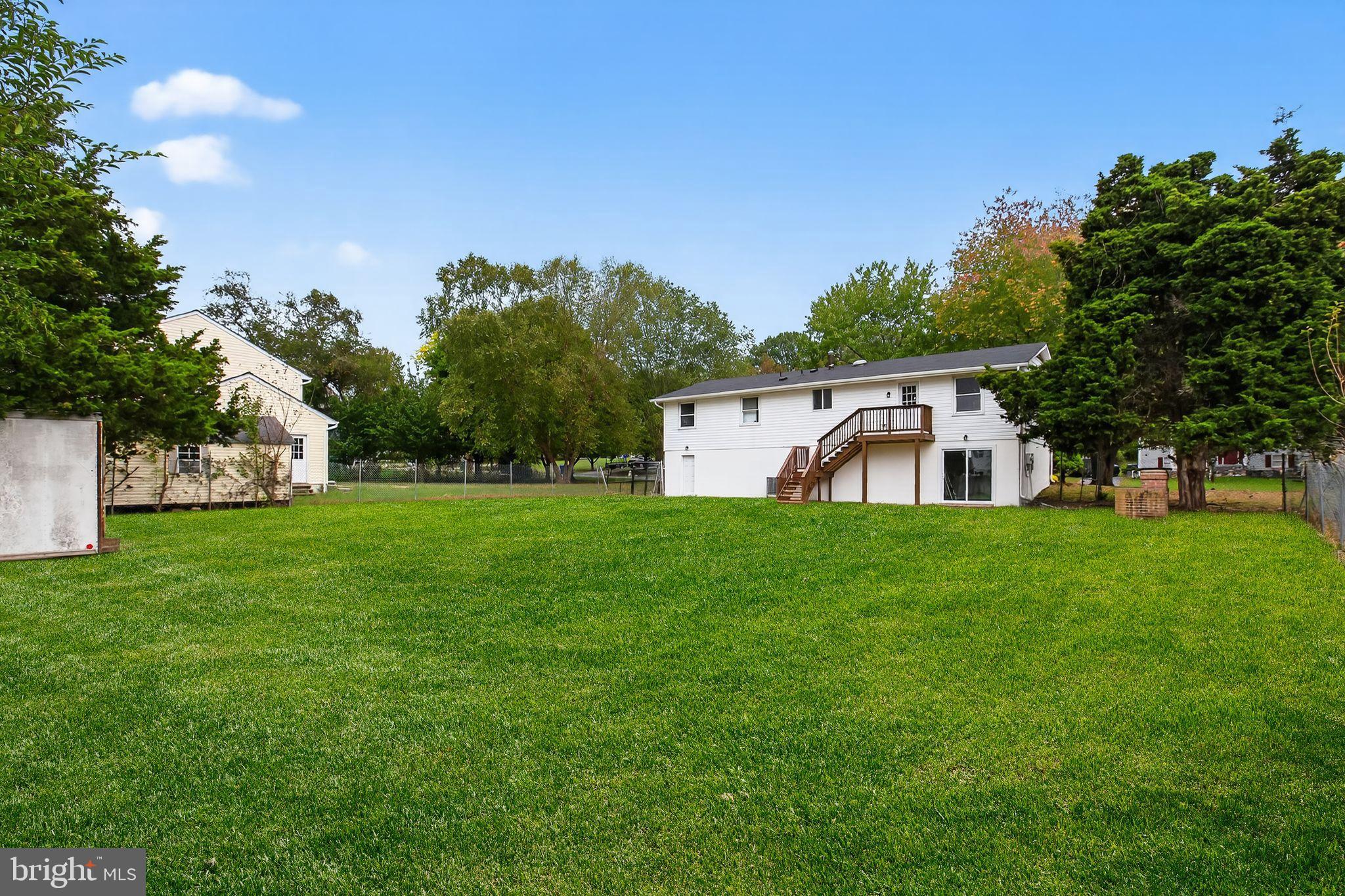 CLIFFTON ON THE POTOMAC - Residential