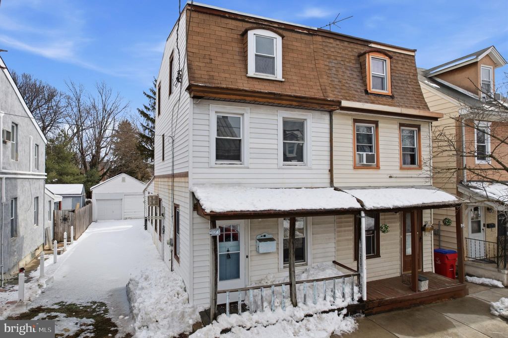 Photo of 523 Swain Street, BRISTOL, PA 19007 (MLS # PABU2115098)