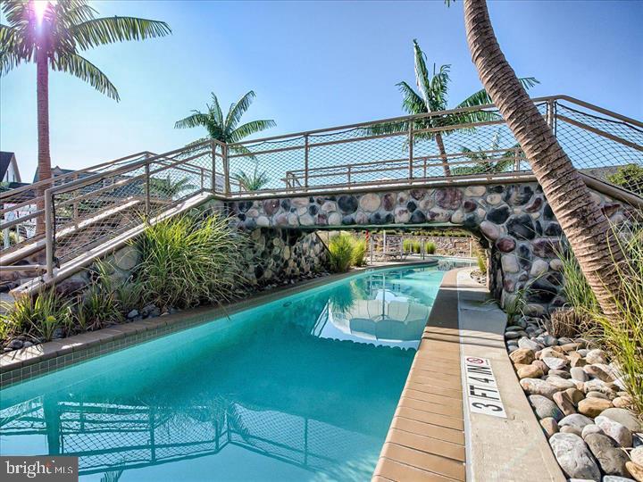 VILLAGES OF URBANA - Residential Lease