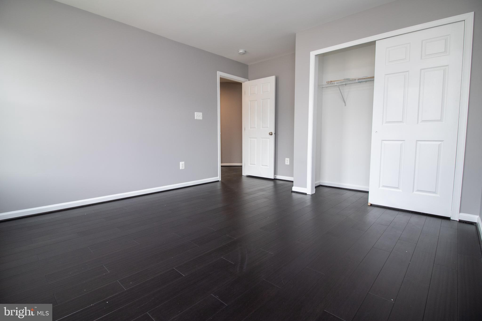 SOUTH RIDING - Residential