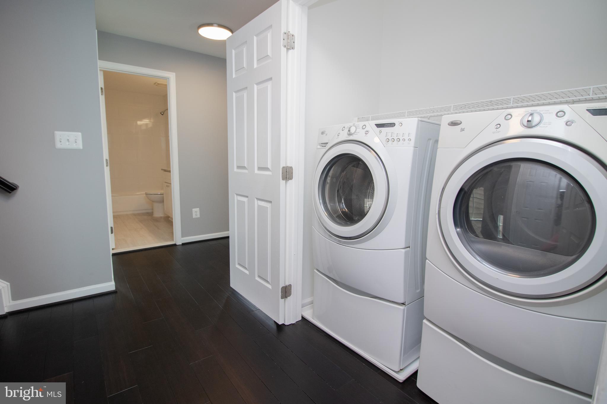 SOUTH RIDING - Residential