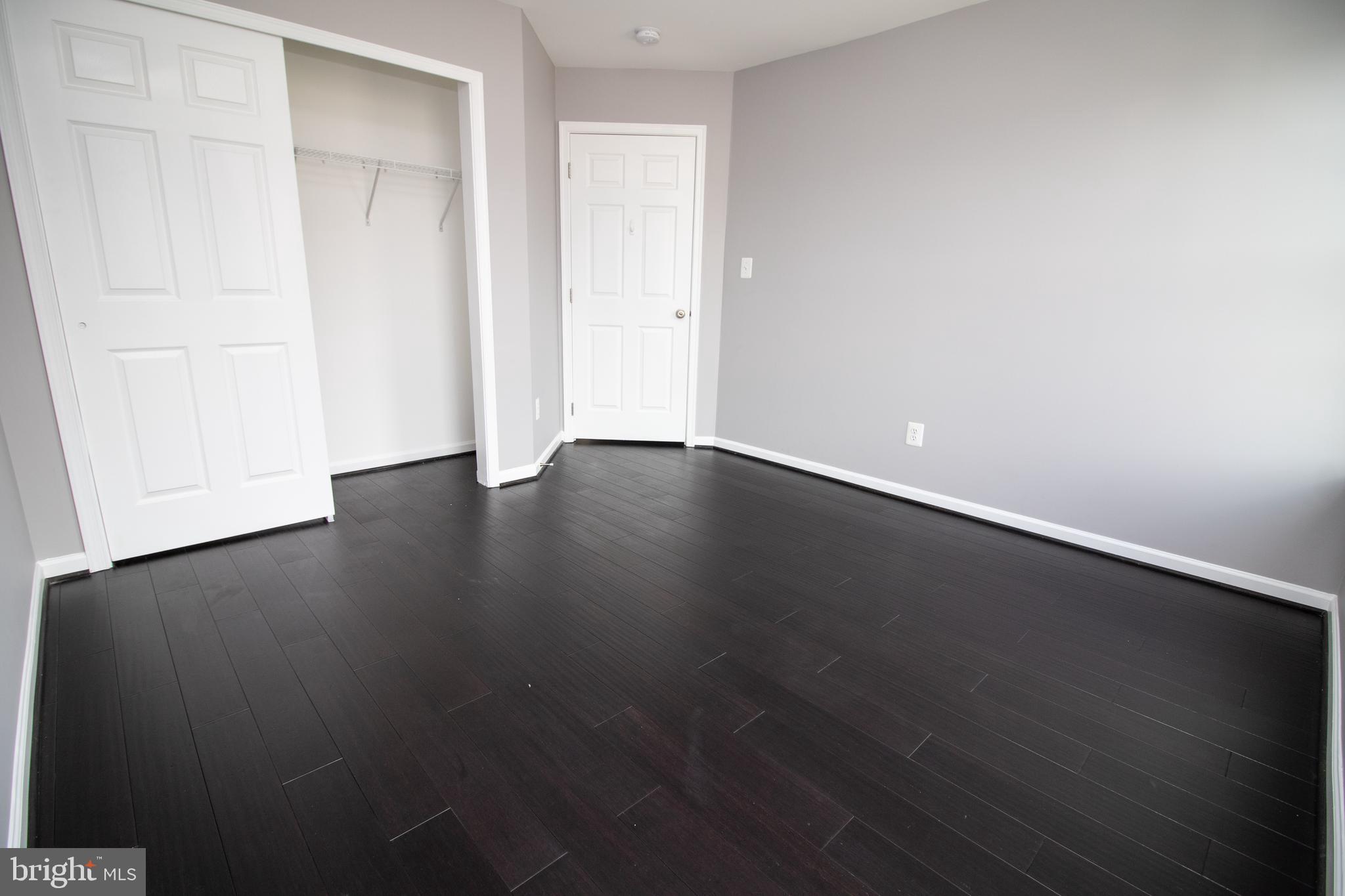 SOUTH RIDING - Residential