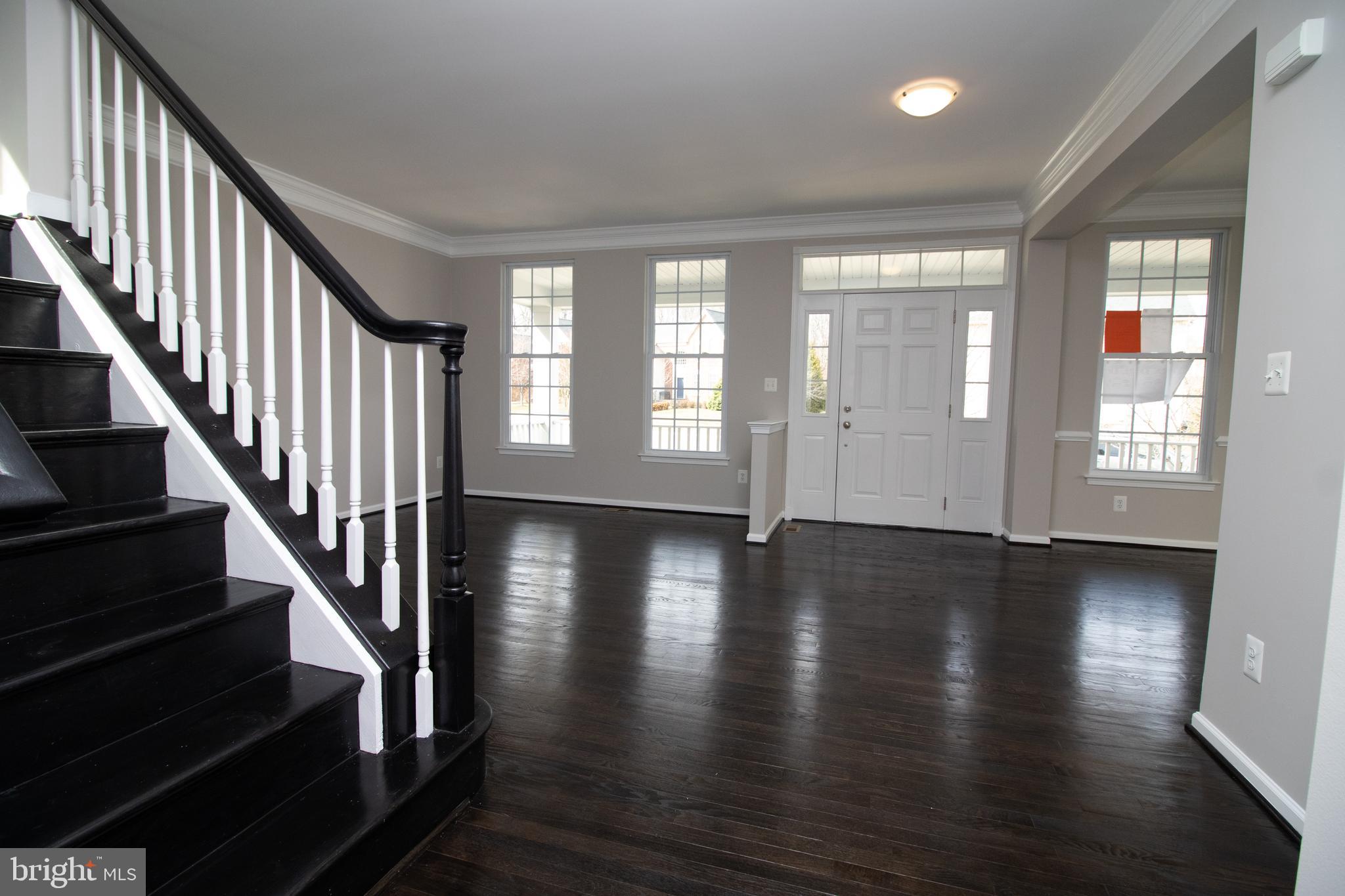 SOUTH RIDING - Residential