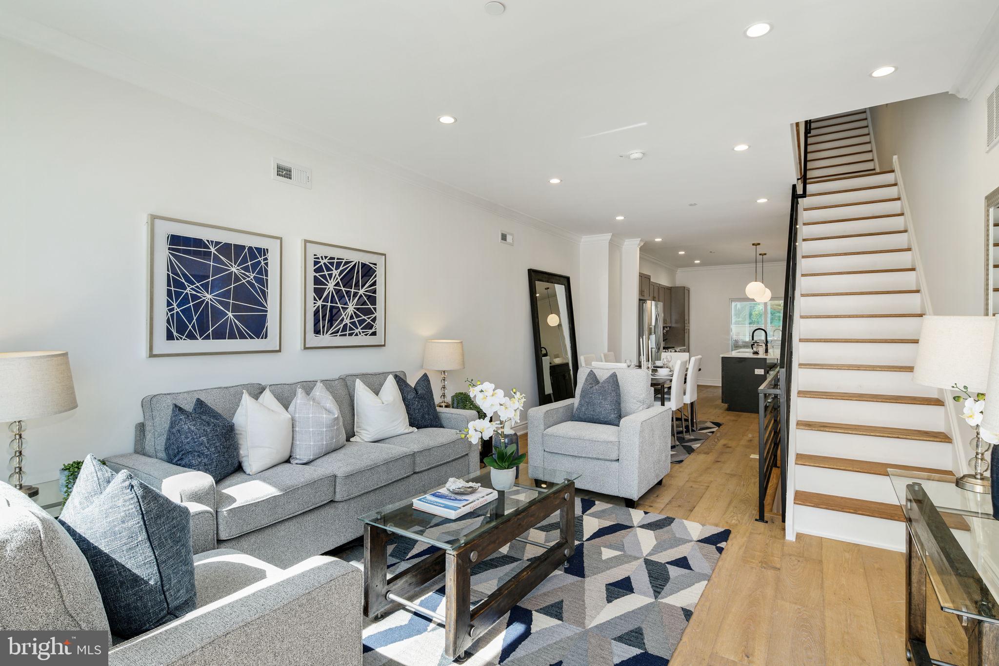 WEST KENSINGTON - Residential