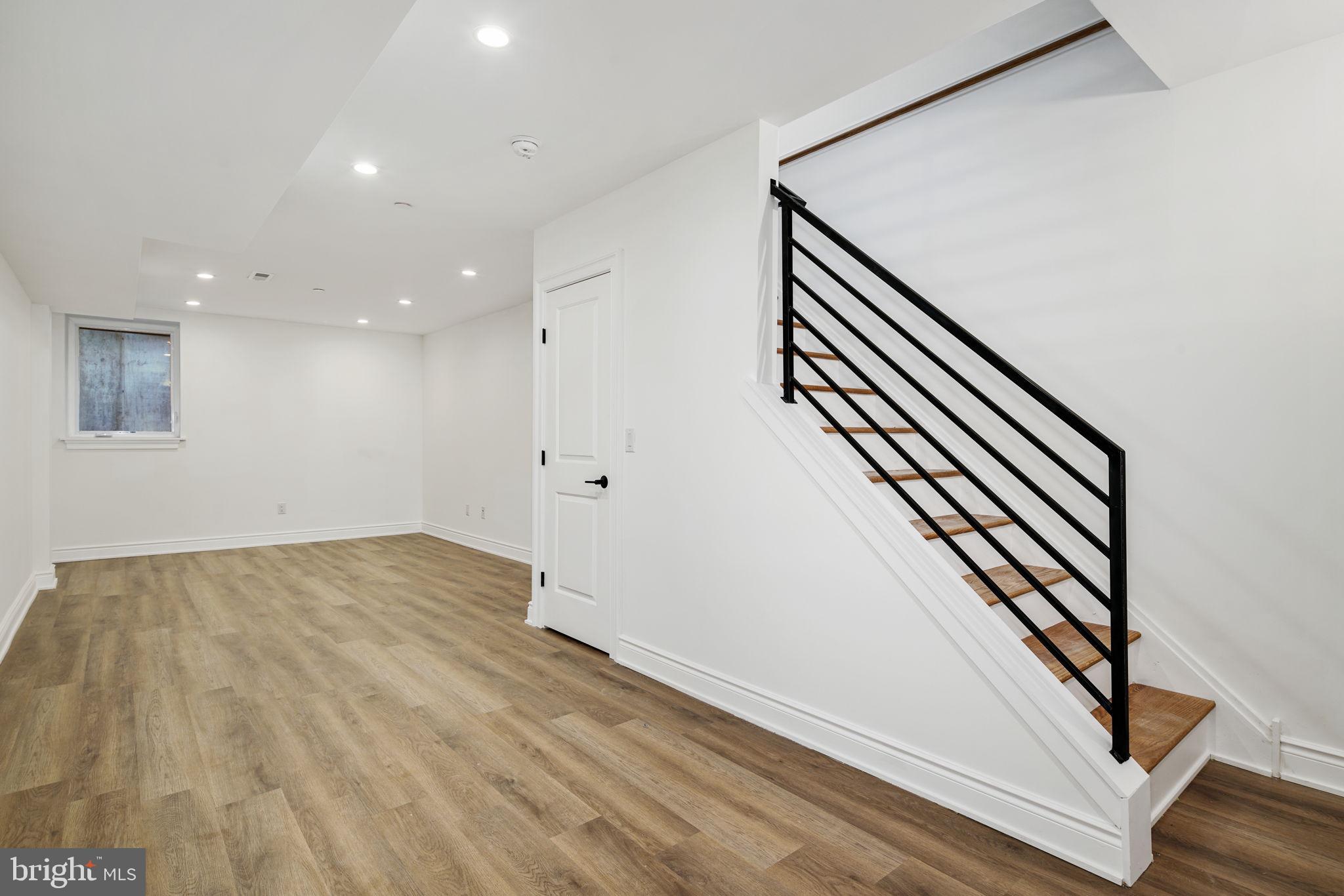 WEST KENSINGTON - Residential