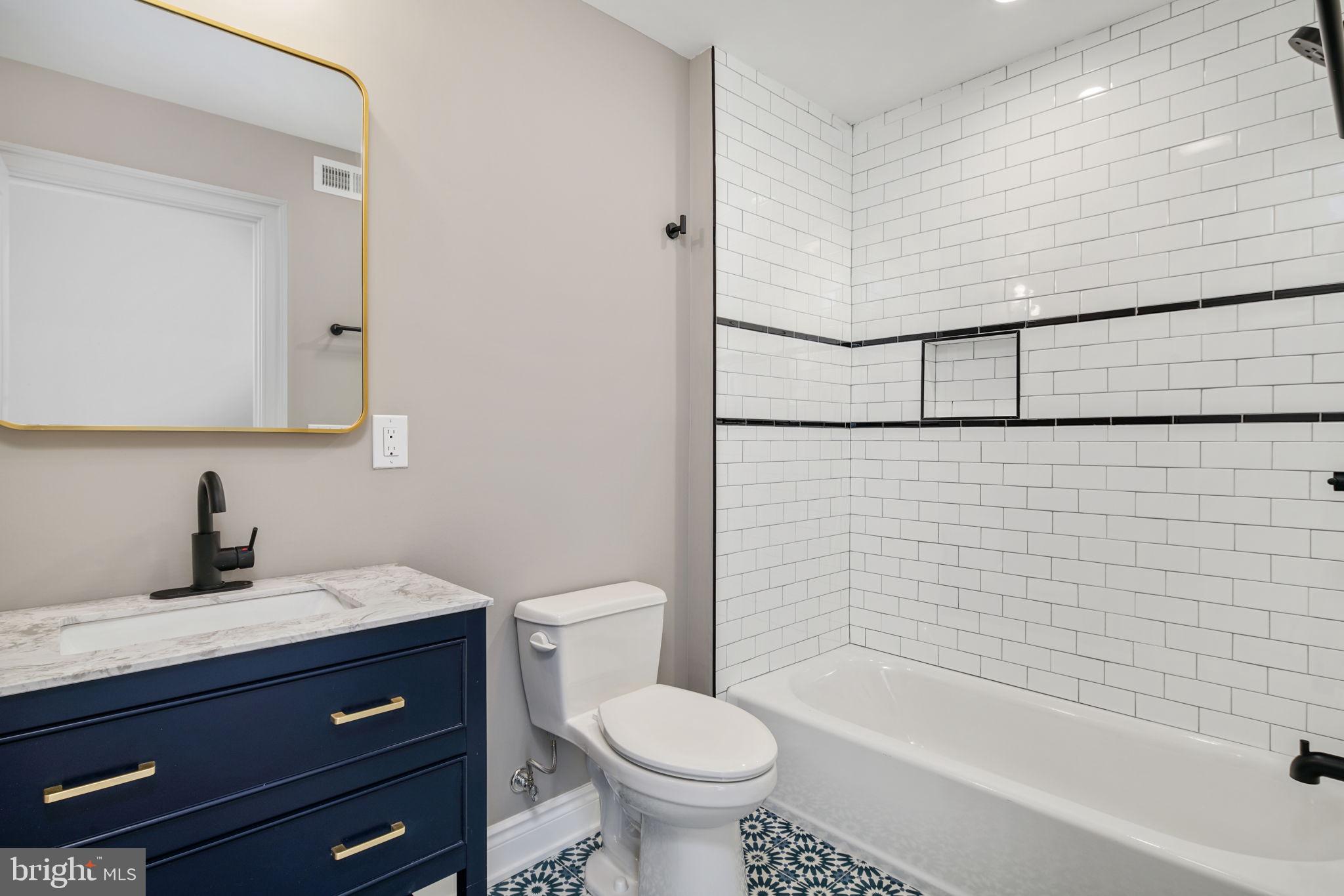 WEST KENSINGTON - Residential