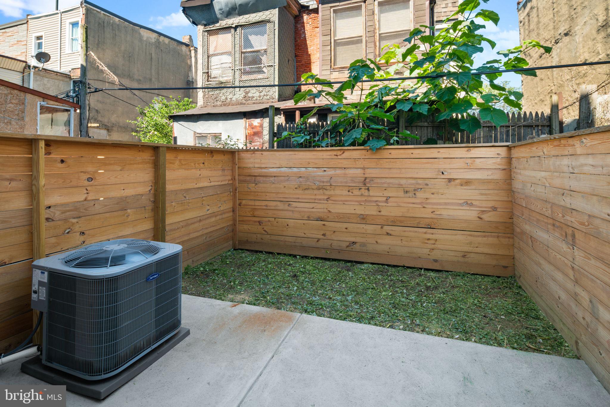 WEST KENSINGTON - Residential