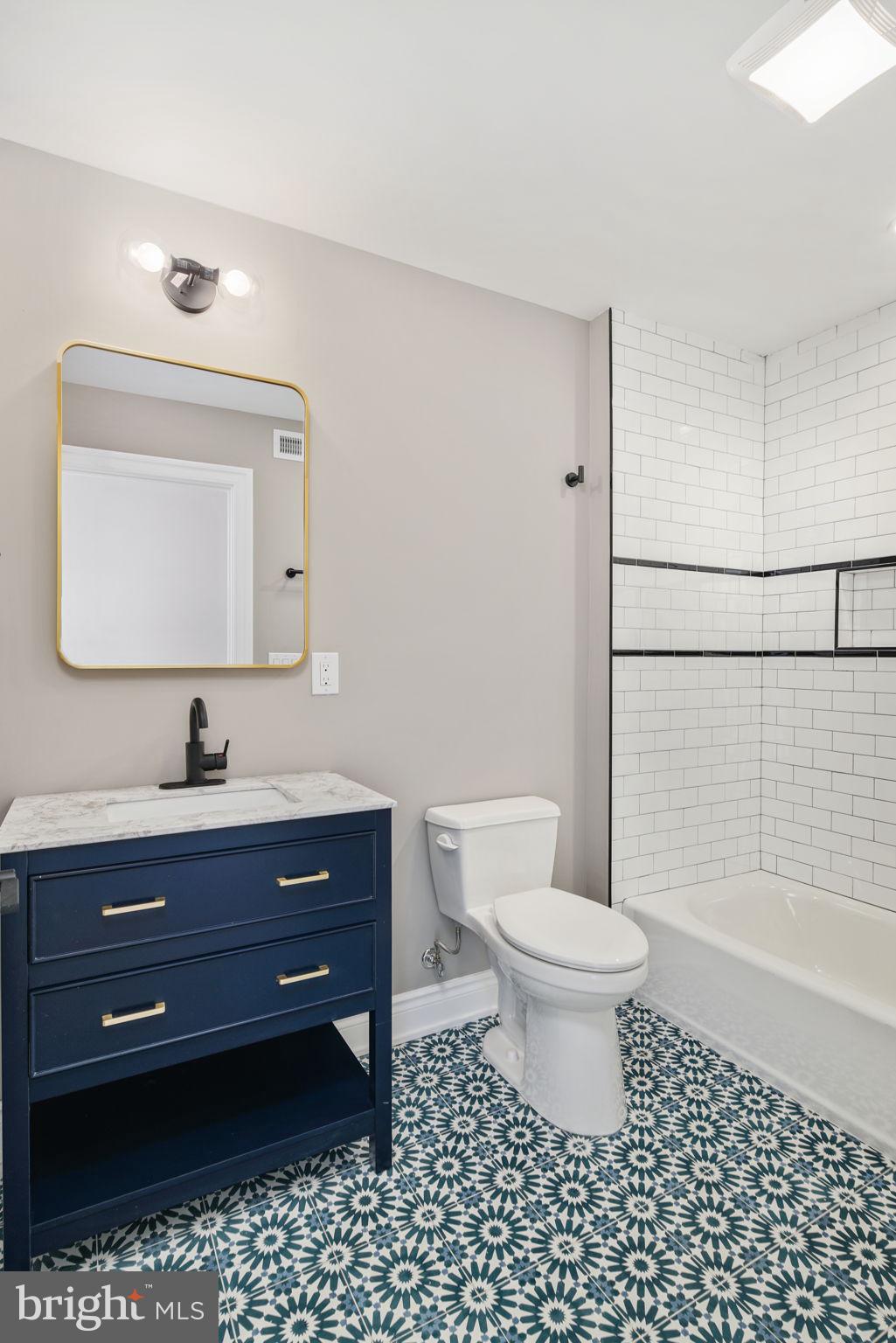 WEST KENSINGTON - Residential