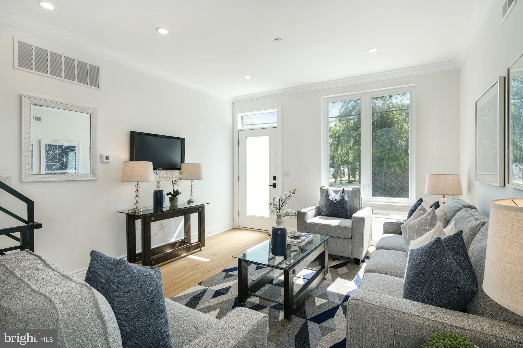 WEST KENSINGTON - Residential