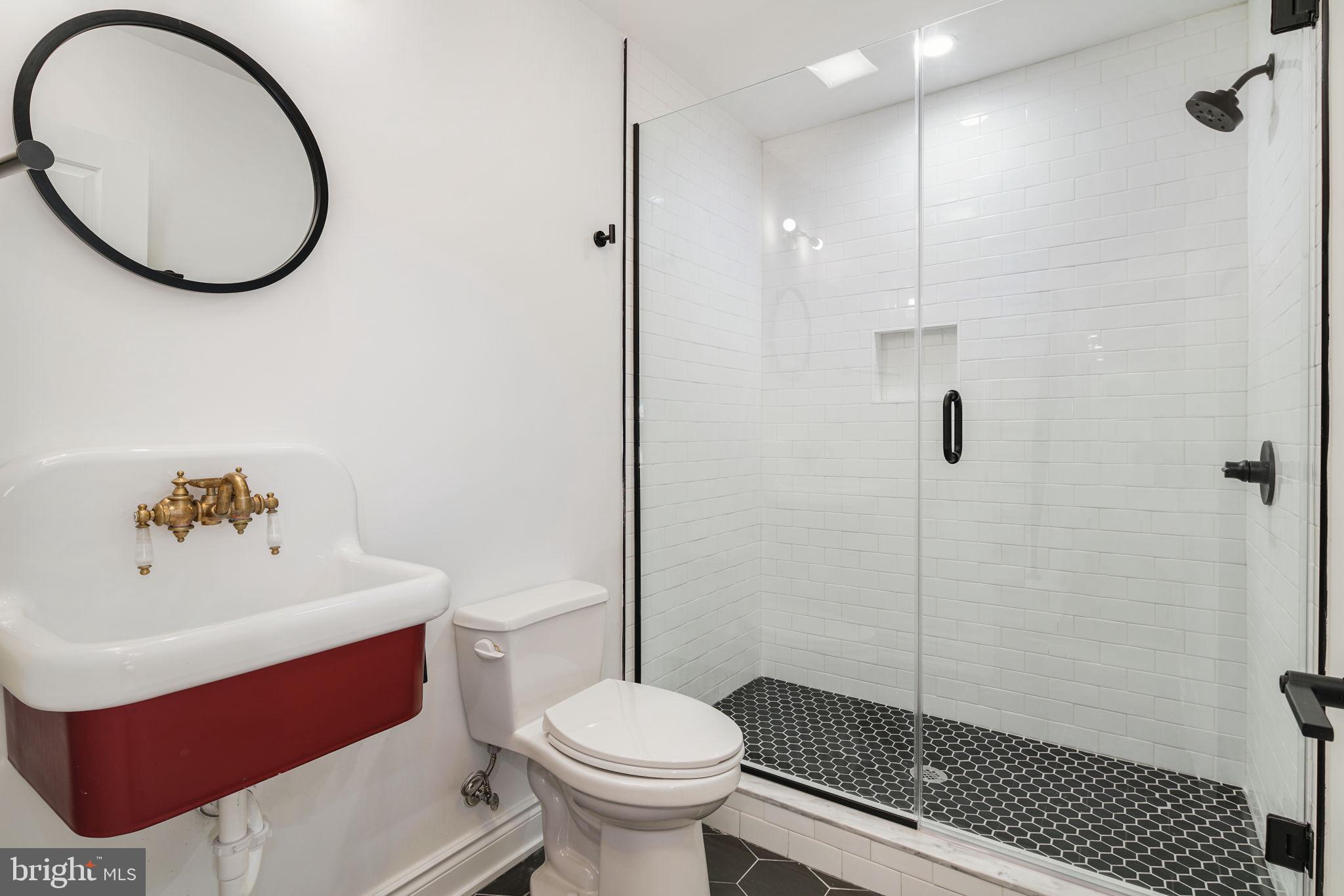 WEST KENSINGTON - Residential