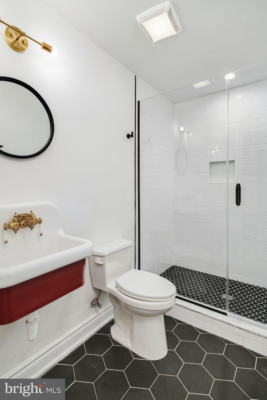 WEST KENSINGTON - Residential