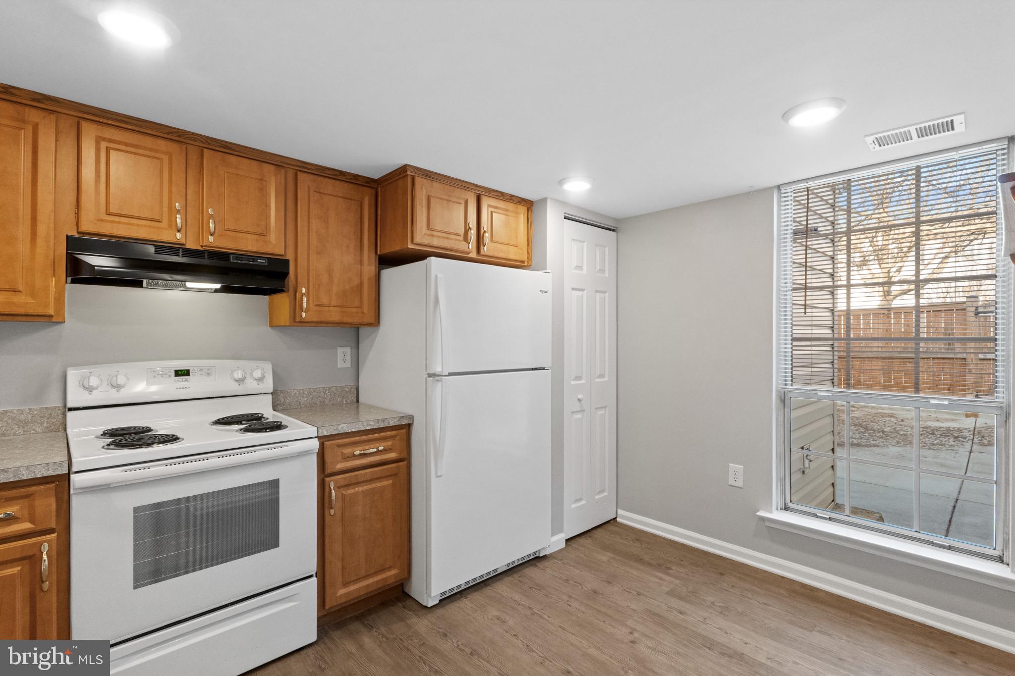 CROGHAN SQUARE - Residential