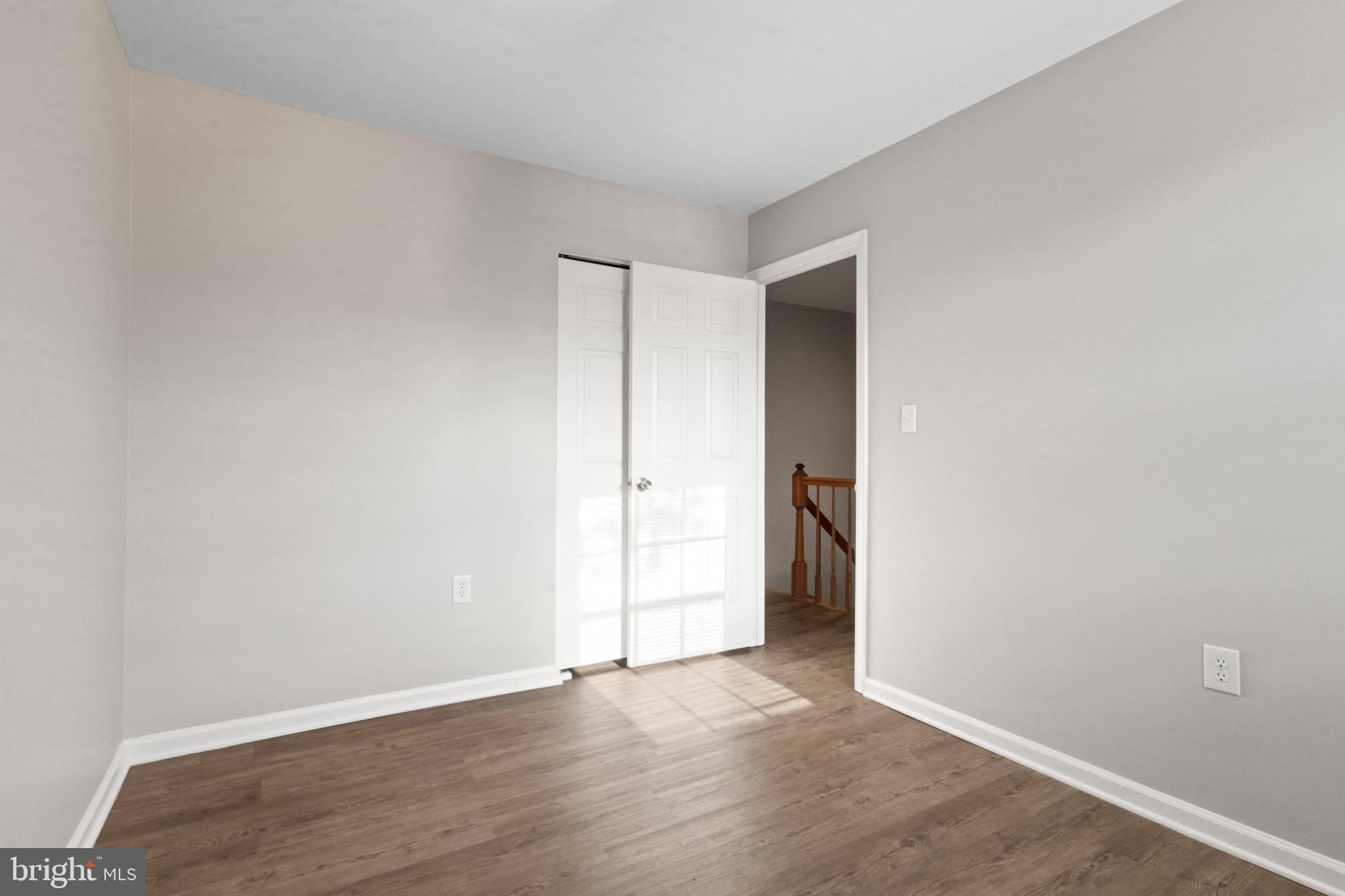 CROGHAN SQUARE - Residential