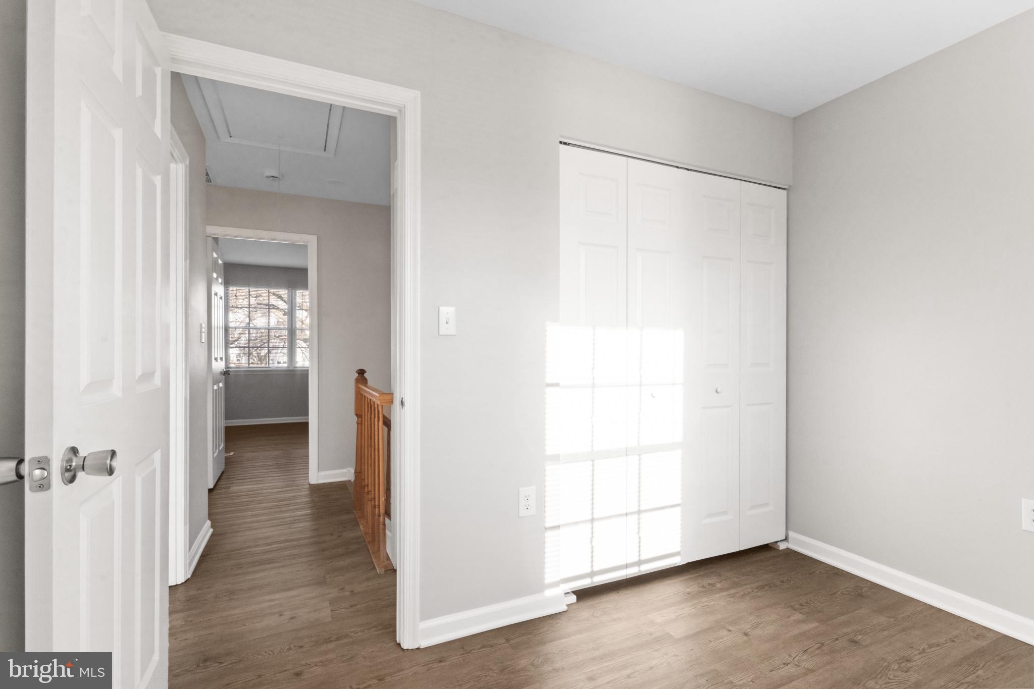 CROGHAN SQUARE - Residential