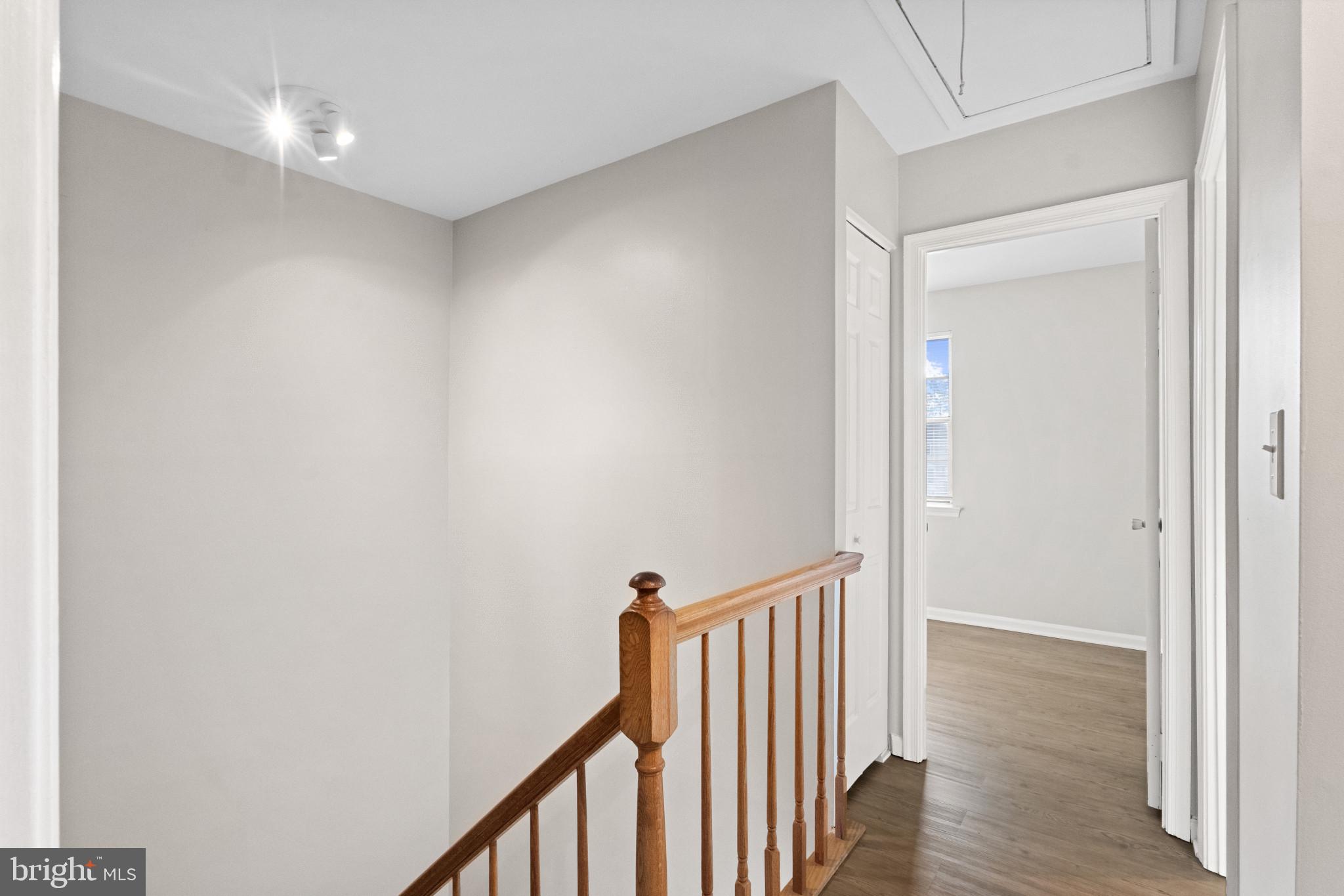 CROGHAN SQUARE - Residential