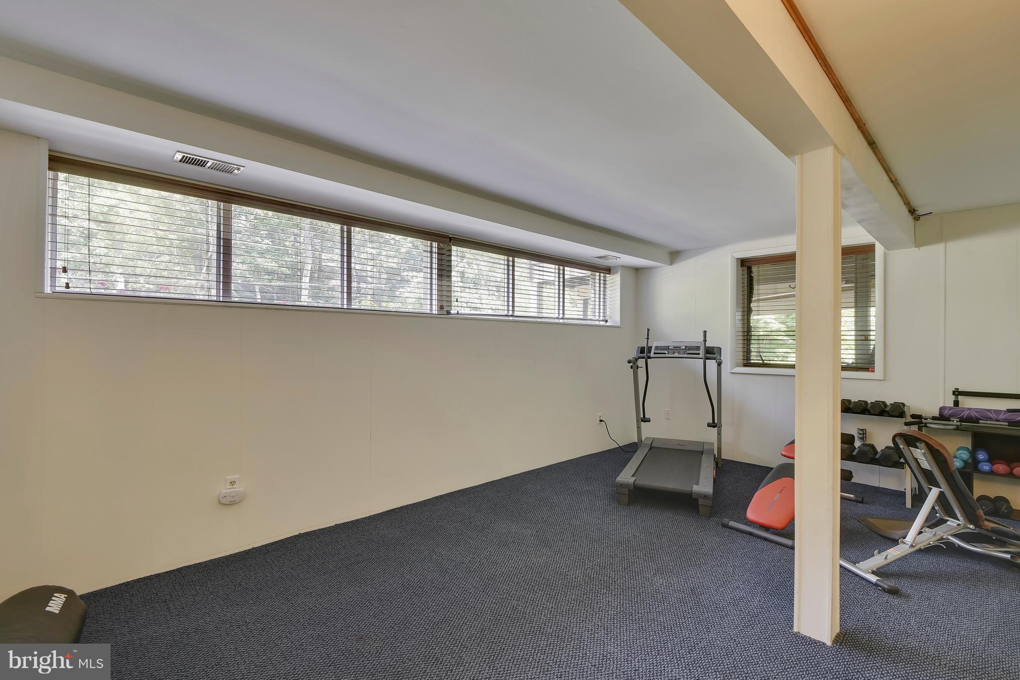 BEN OAKS ON SEVERN - Residential