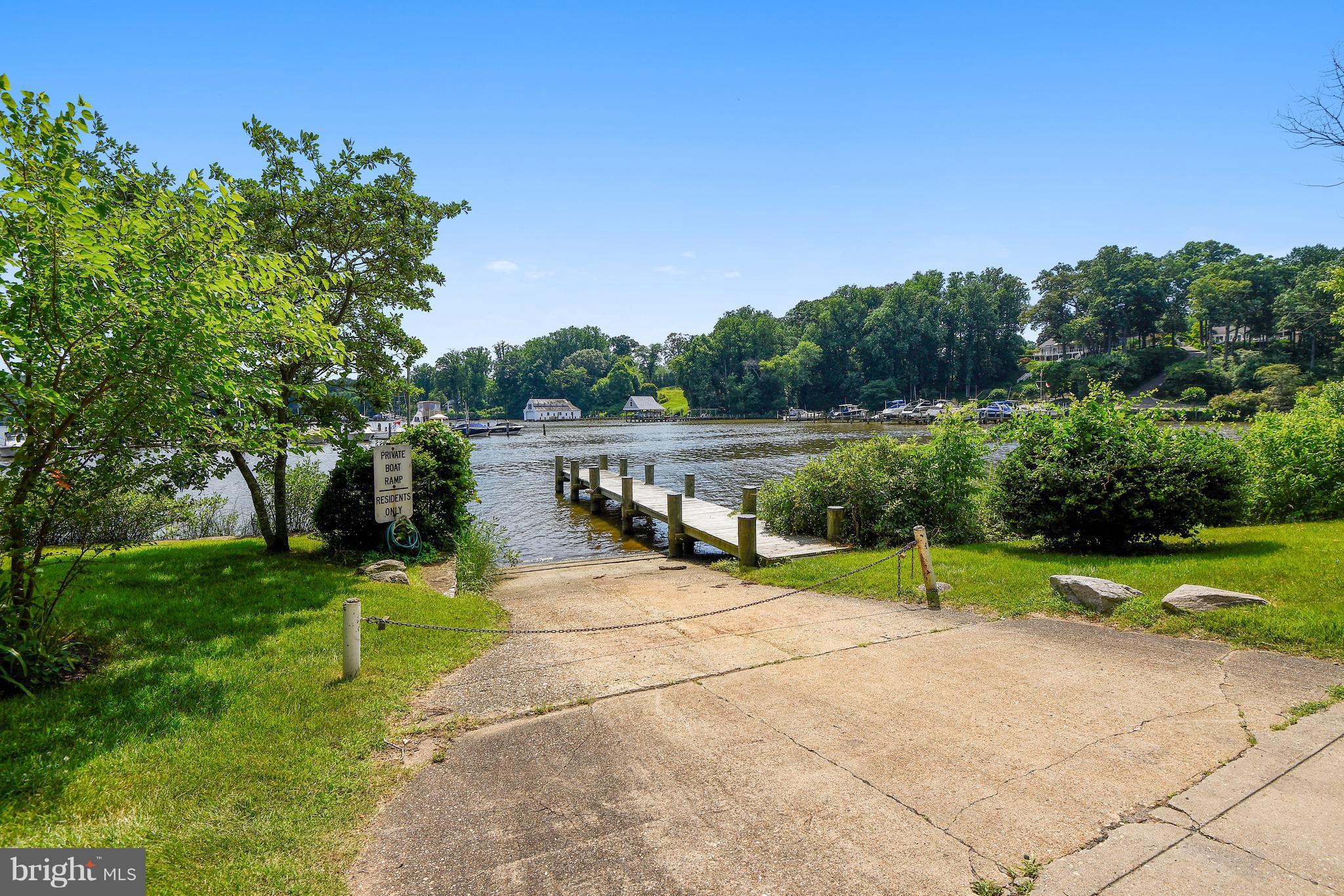 BEN OAKS ON SEVERN - Residential