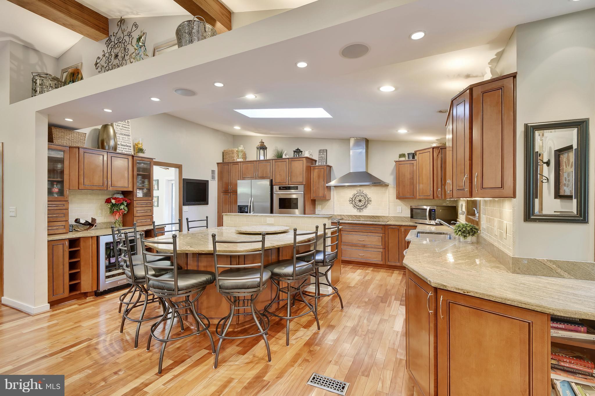 BEN OAKS ON SEVERN - Residential