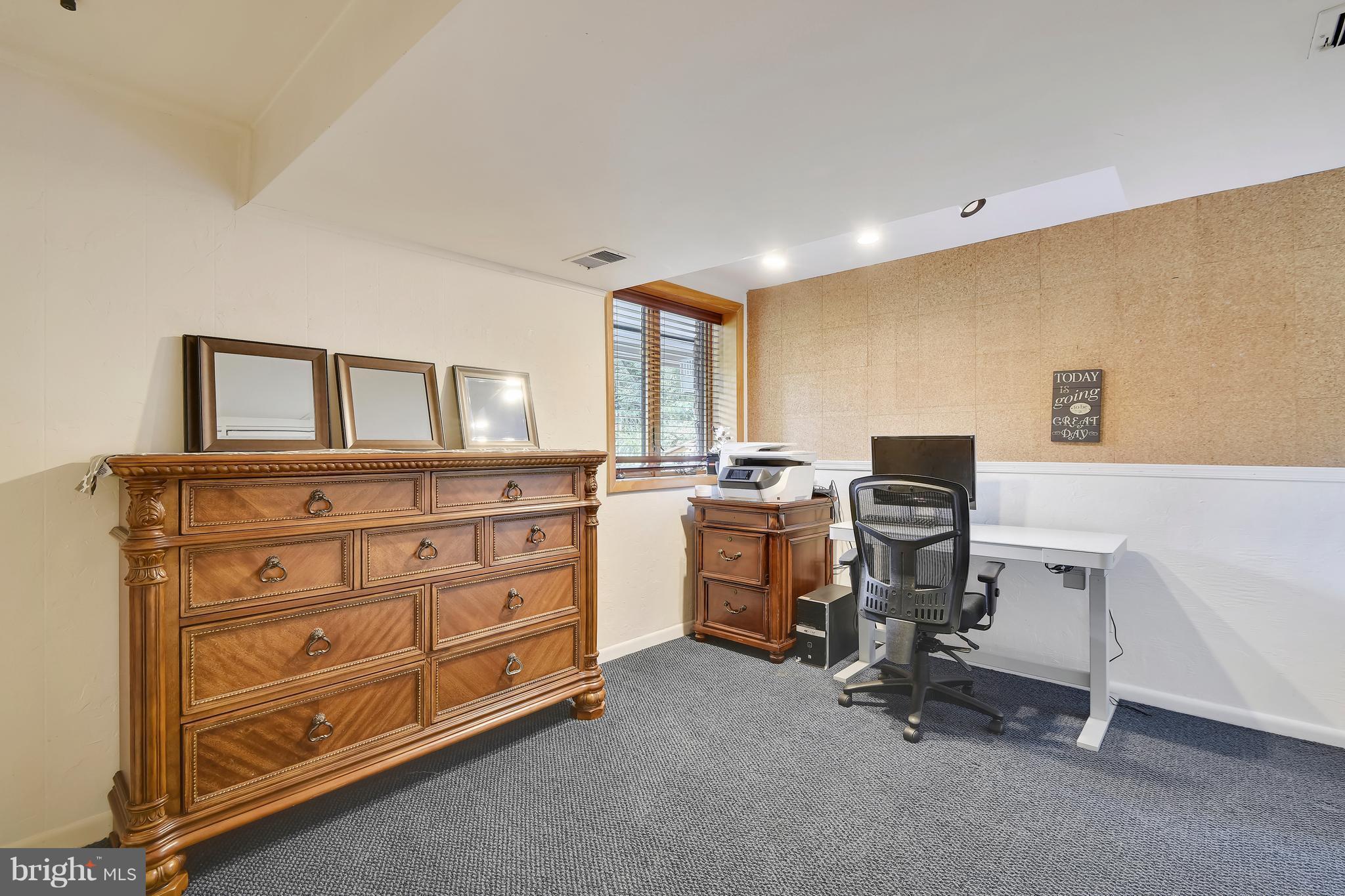 BEN OAKS ON SEVERN - Residential