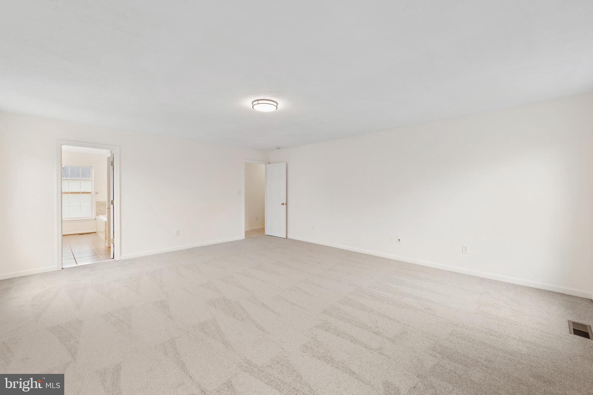 CATTAIL COMMONS - Residential