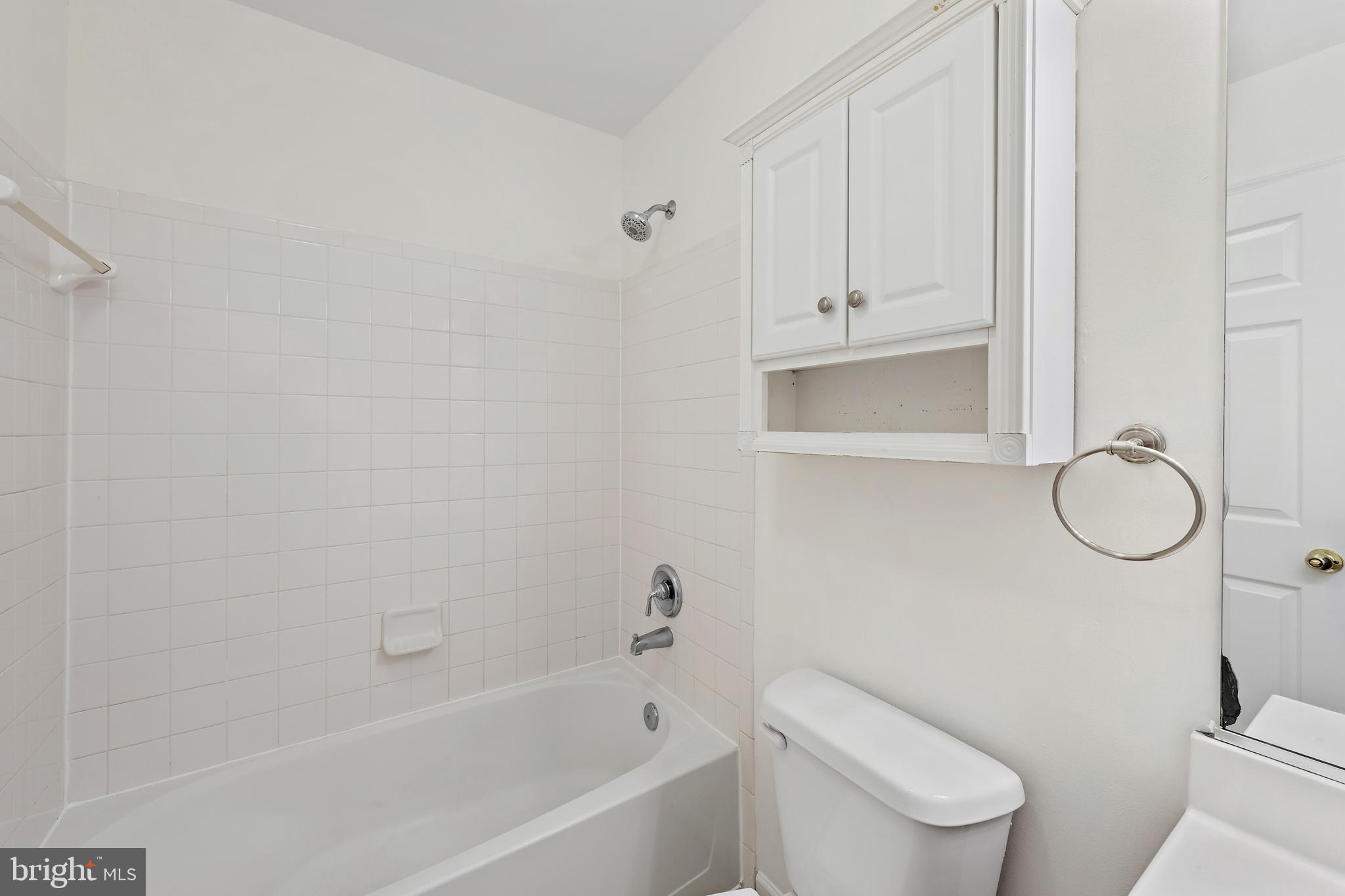 CATTAIL COMMONS - Residential