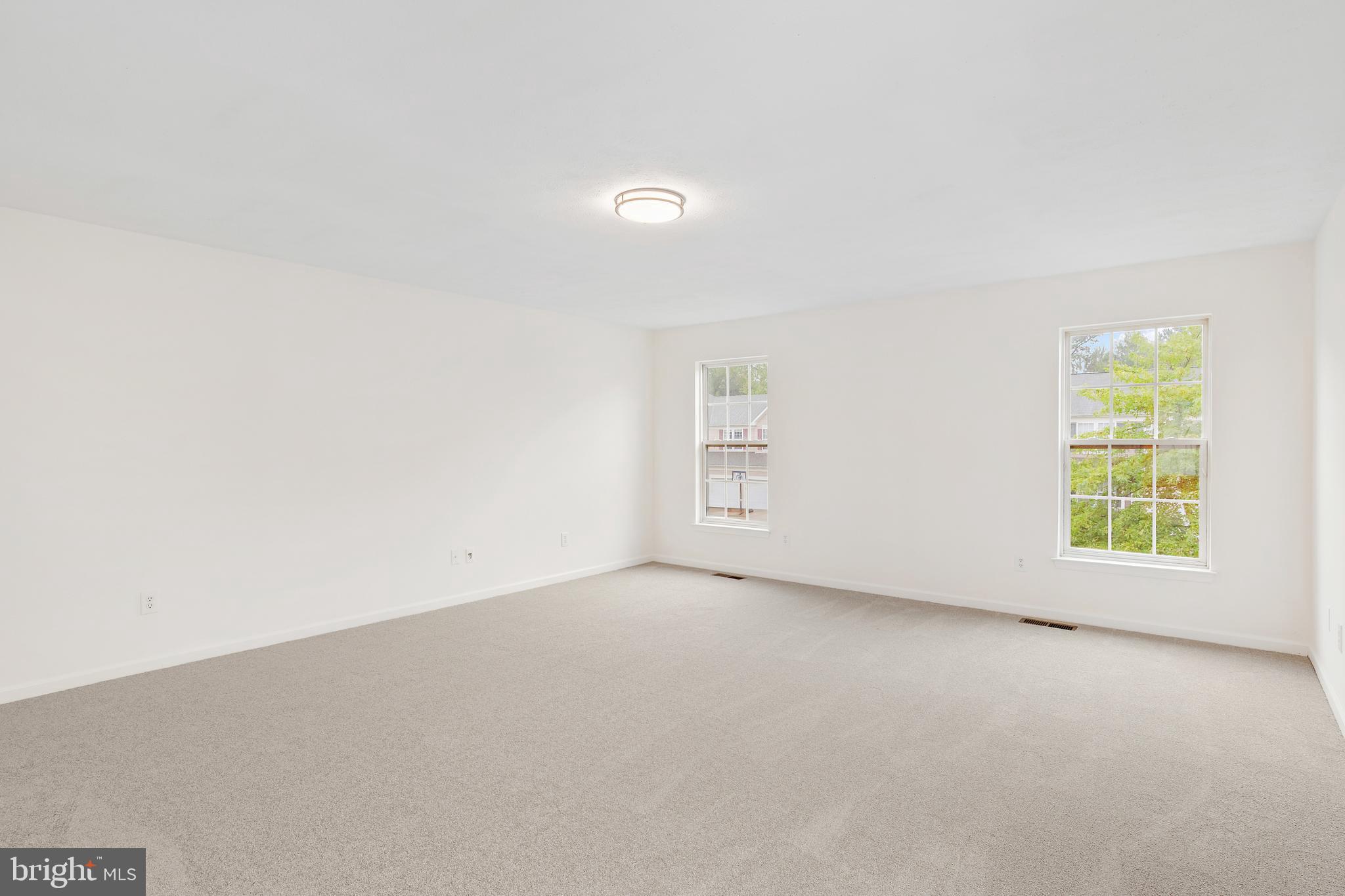 CATTAIL COMMONS - Residential