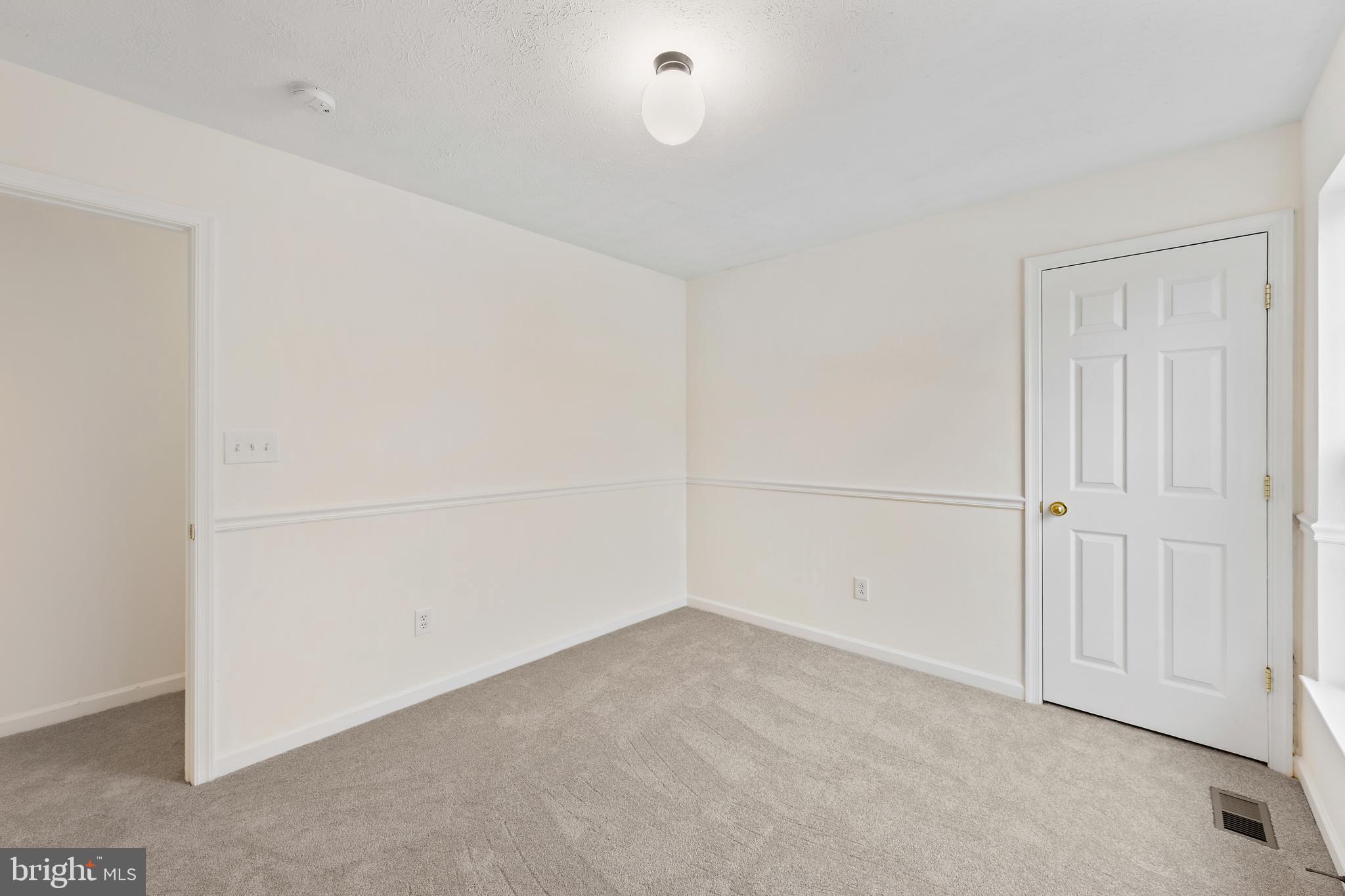 CATTAIL COMMONS - Residential