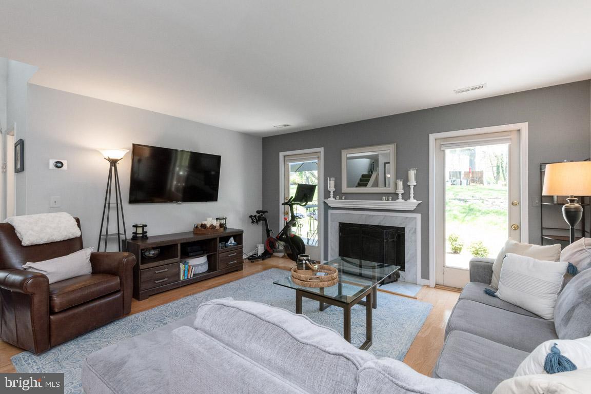 EDGEWOOD GREEN - Residential