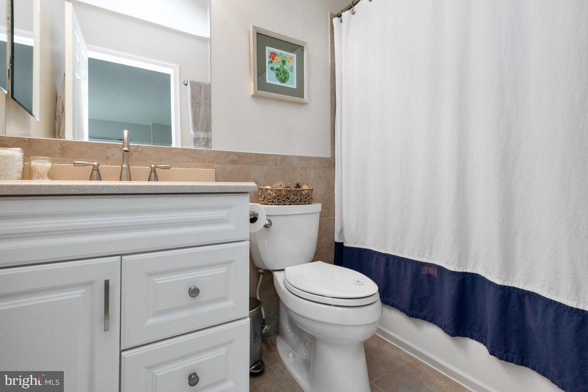 EDGEWOOD GREEN - Residential