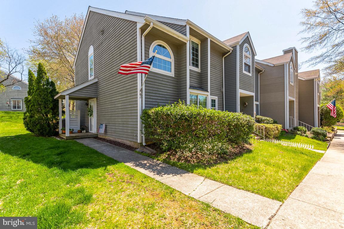 EDGEWOOD GREEN - Residential