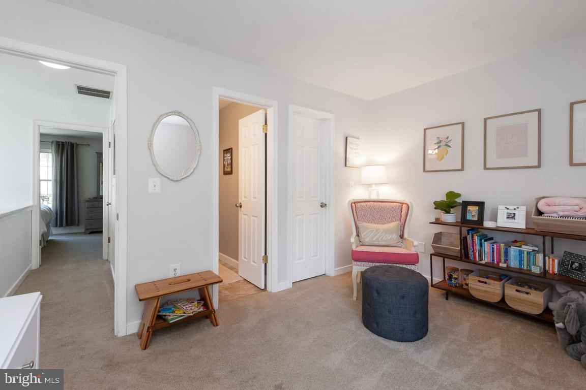 EDGEWOOD GREEN - Residential