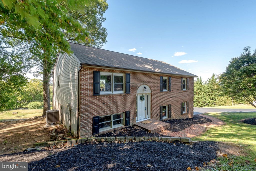Photo of 4137 Millbrook Road, MOUNT JOY, PA 17552 (MLS # PALA2076208)