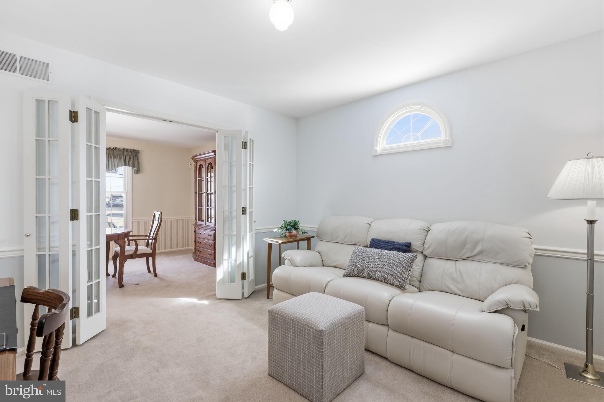 WOODS OF SAXONY - Residential