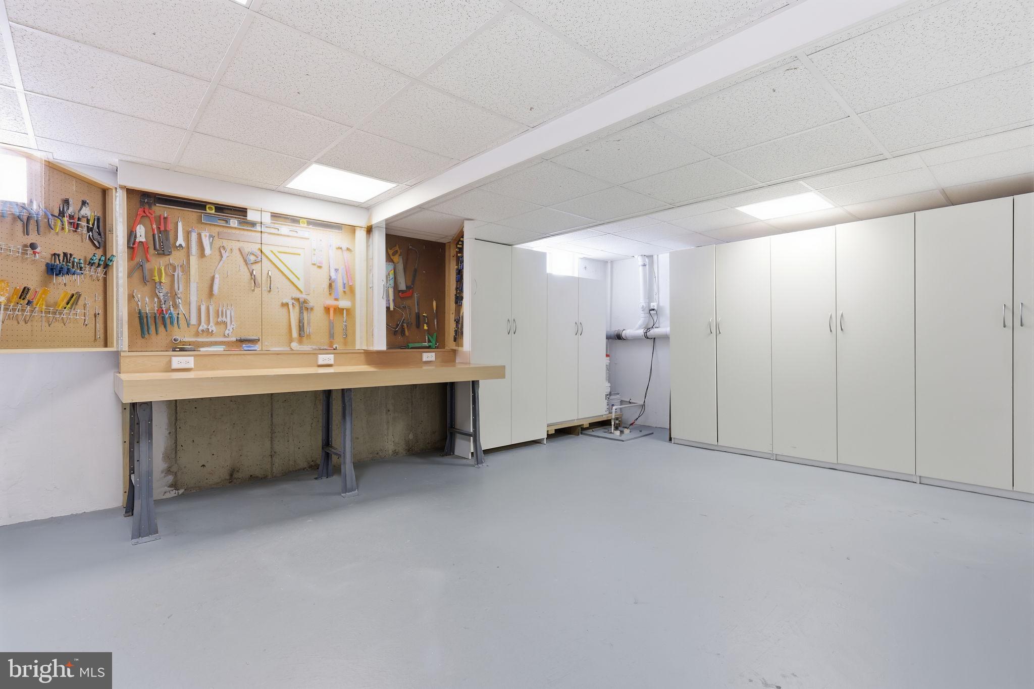 WOODS OF SAXONY - Residential