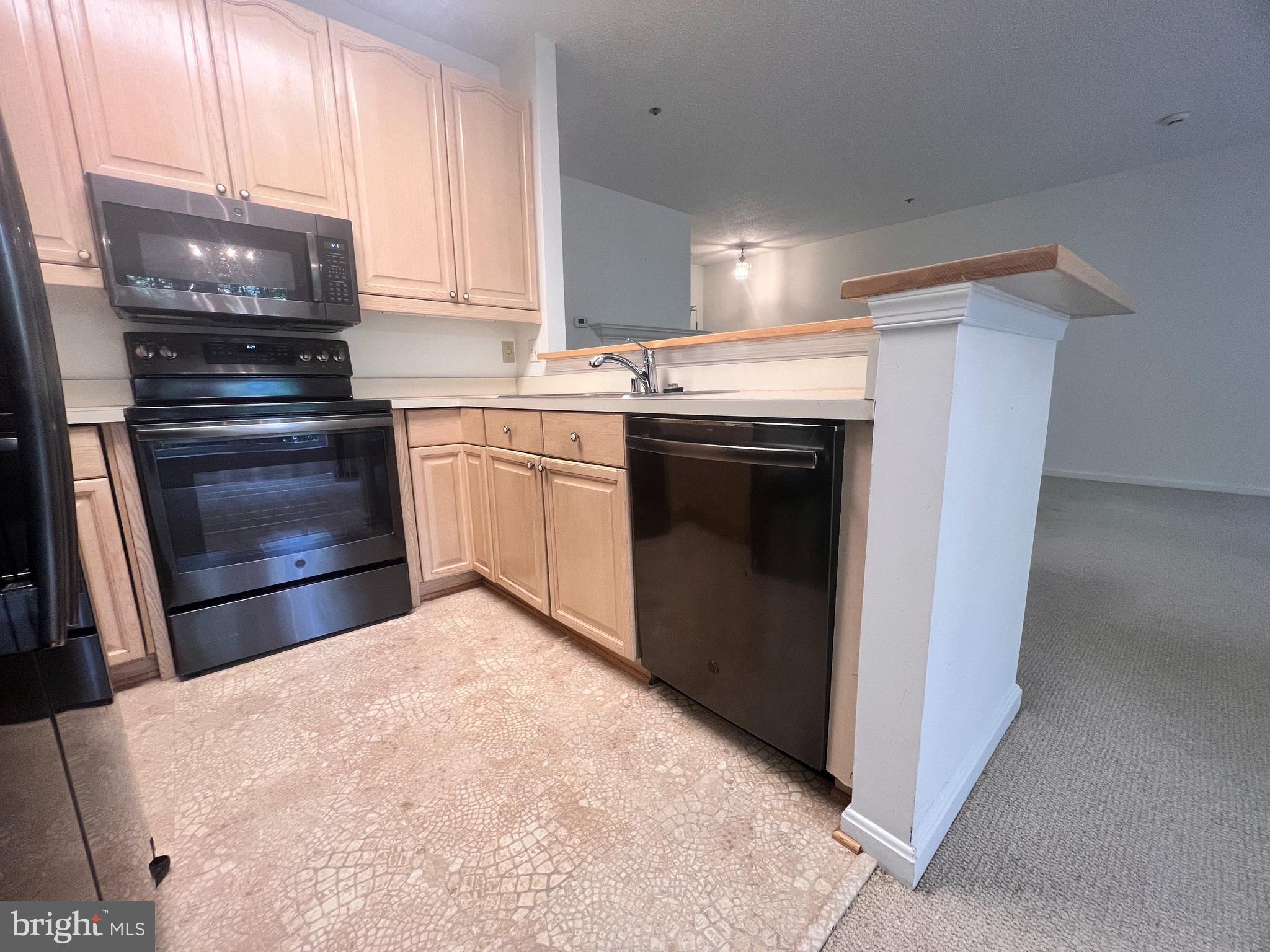 SOLOMONS LANDING - Residential