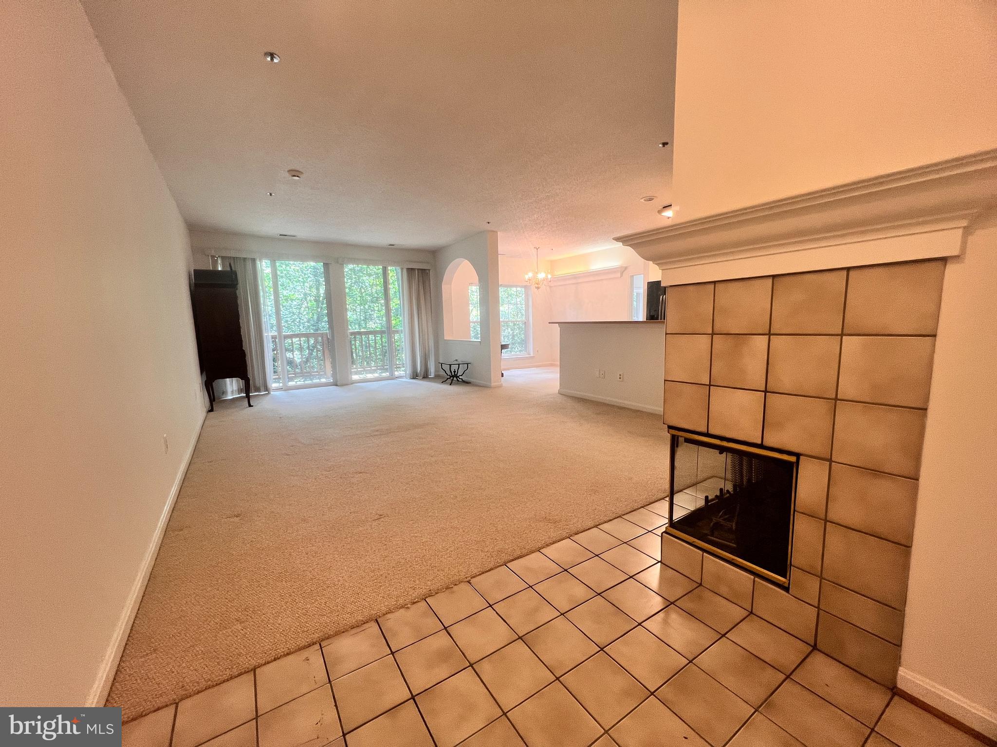 103 SQUARE RIGGER WAY 103