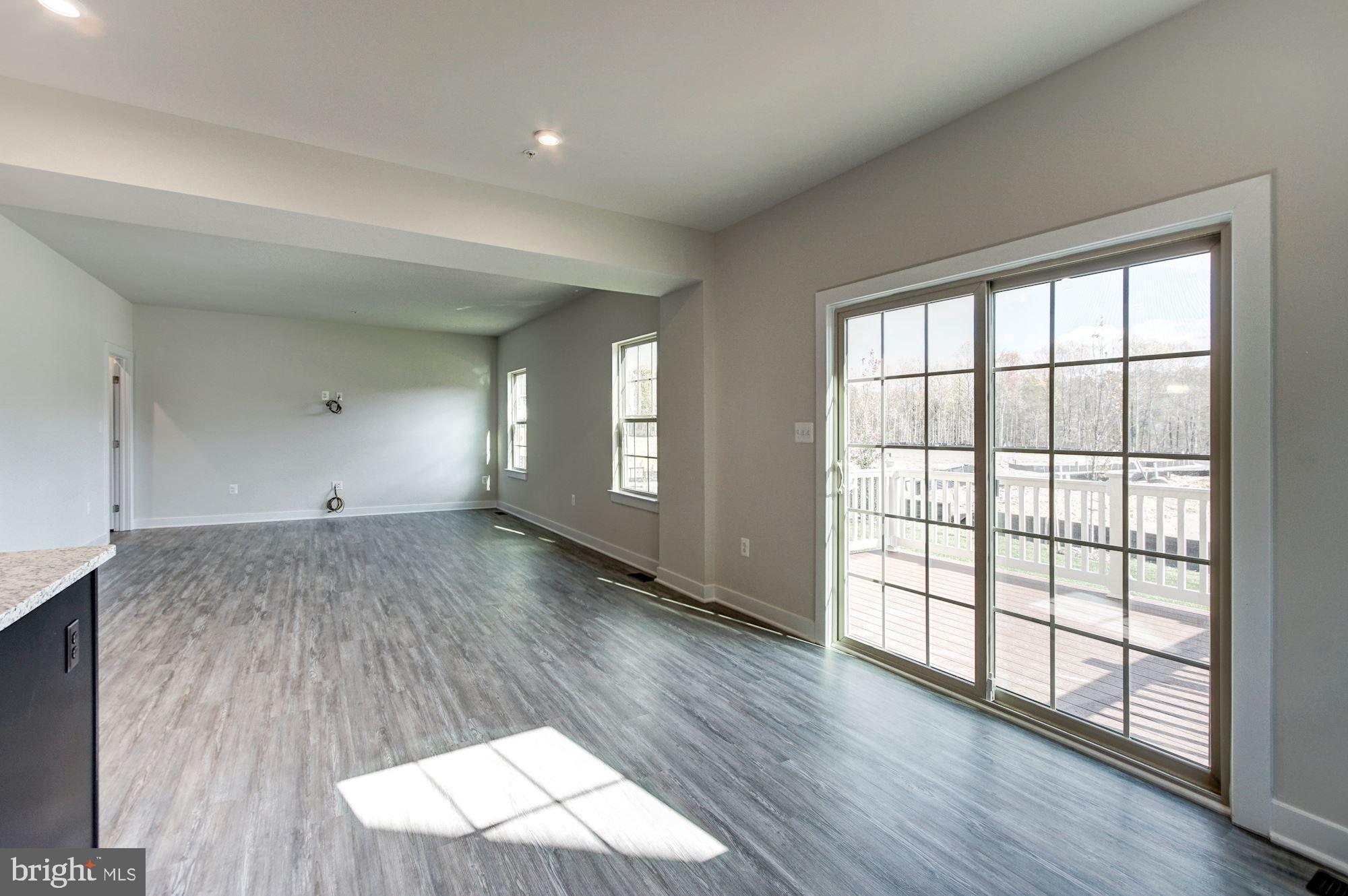 TIMOTHY BRANCH SINGLES - Residential