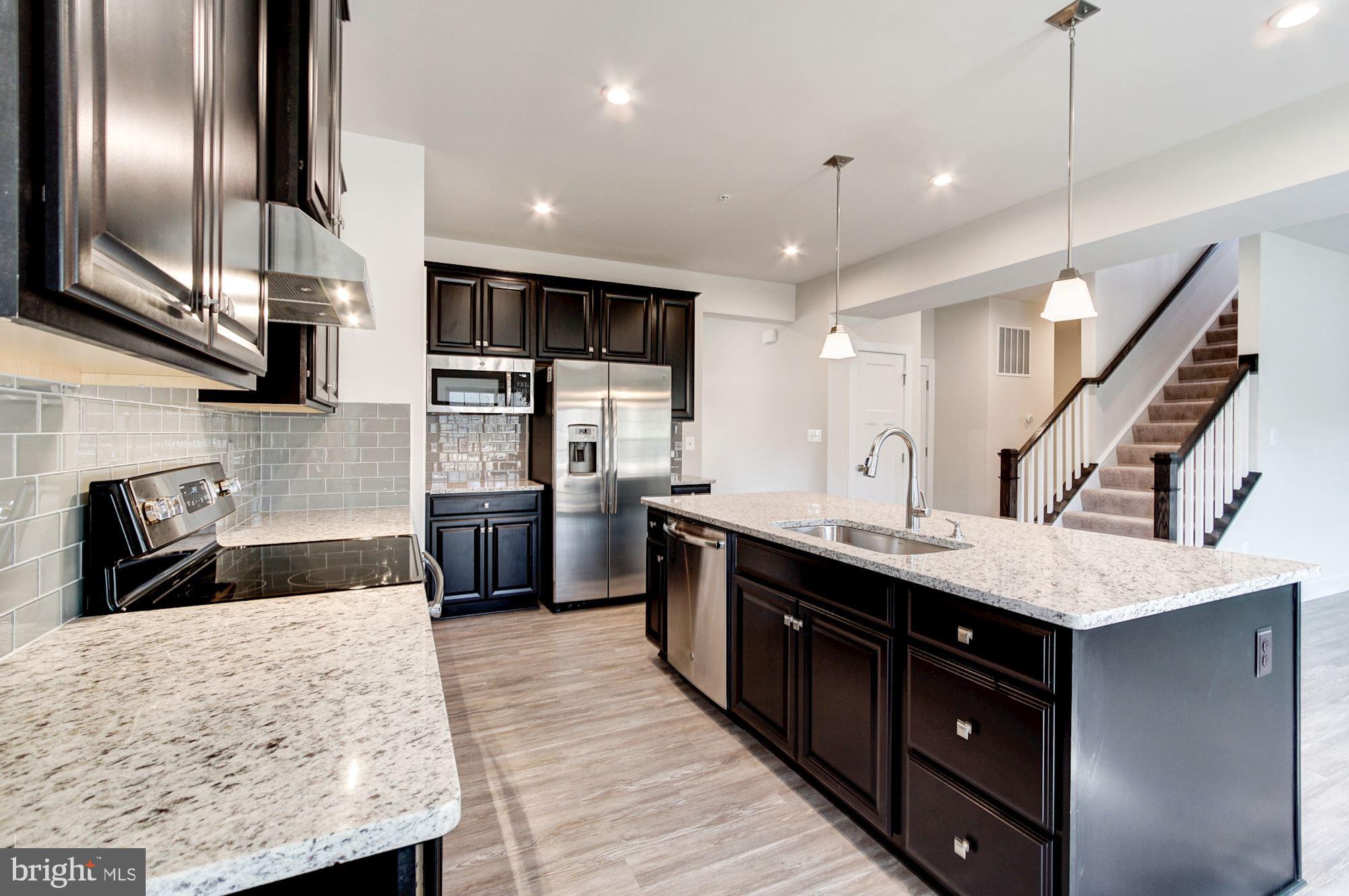 TIMOTHY BRANCH SINGLES - Residential