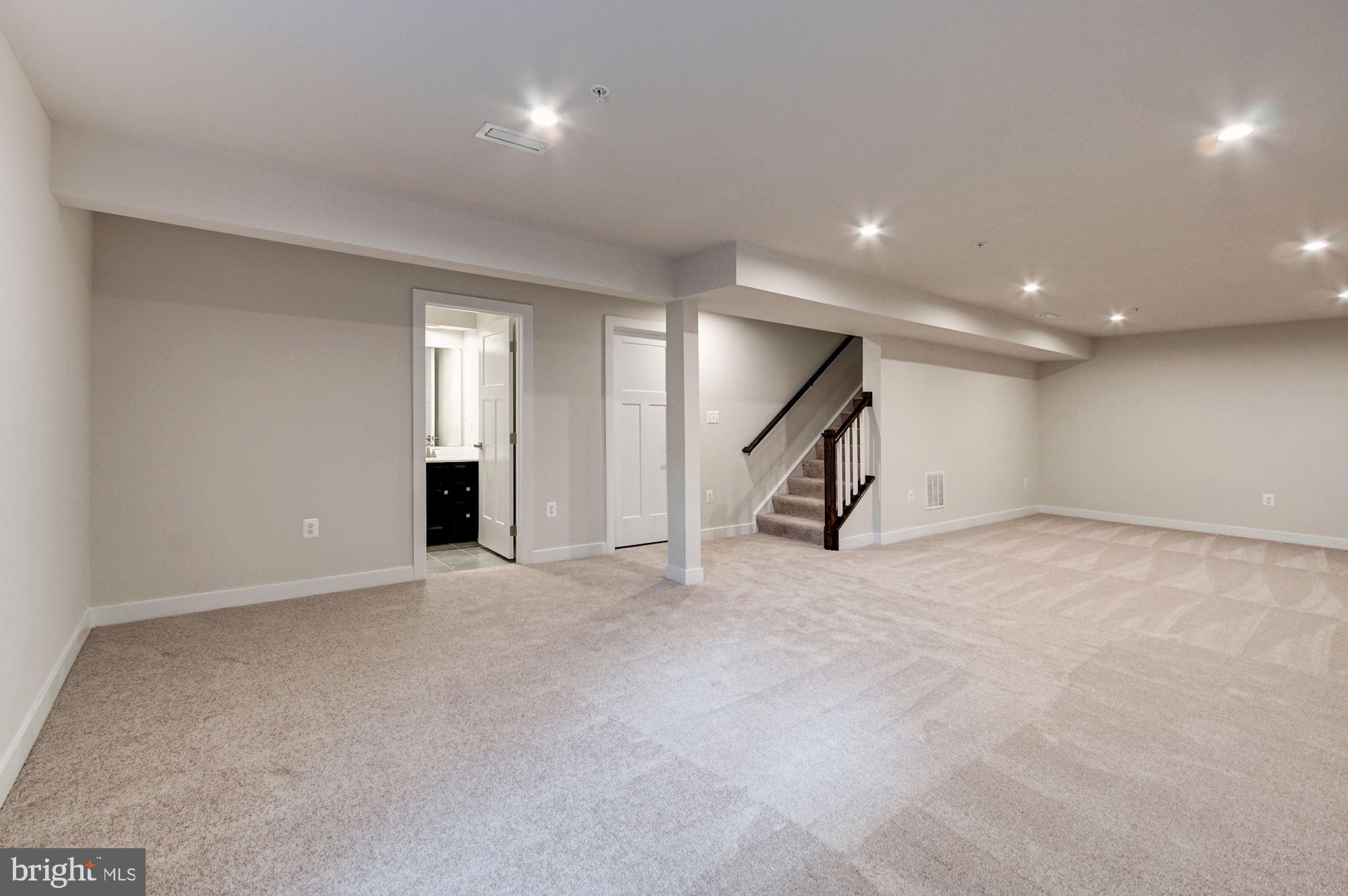 TIMOTHY BRANCH SINGLES - Residential