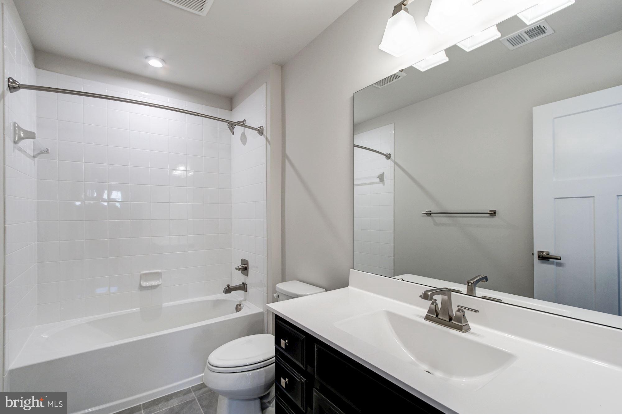 TIMOTHY BRANCH SINGLES - Residential