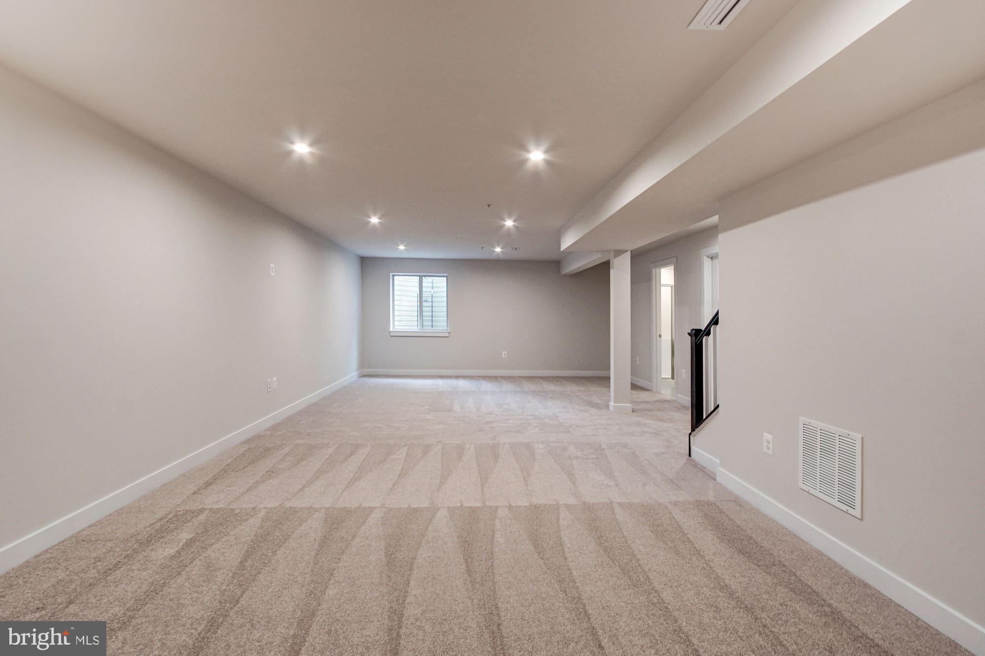 TIMOTHY BRANCH SINGLES - Residential