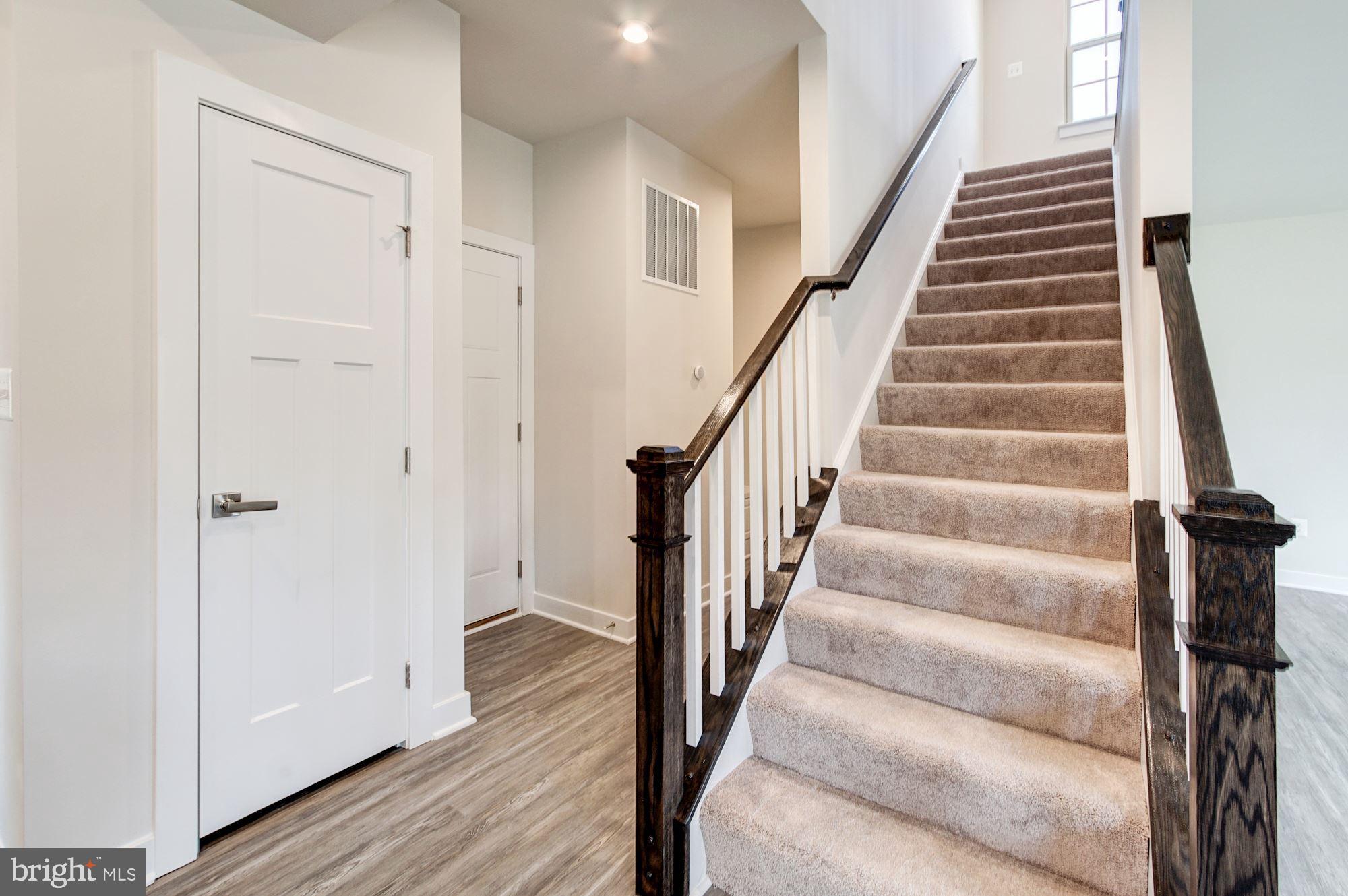 TIMOTHY BRANCH SINGLES - Residential