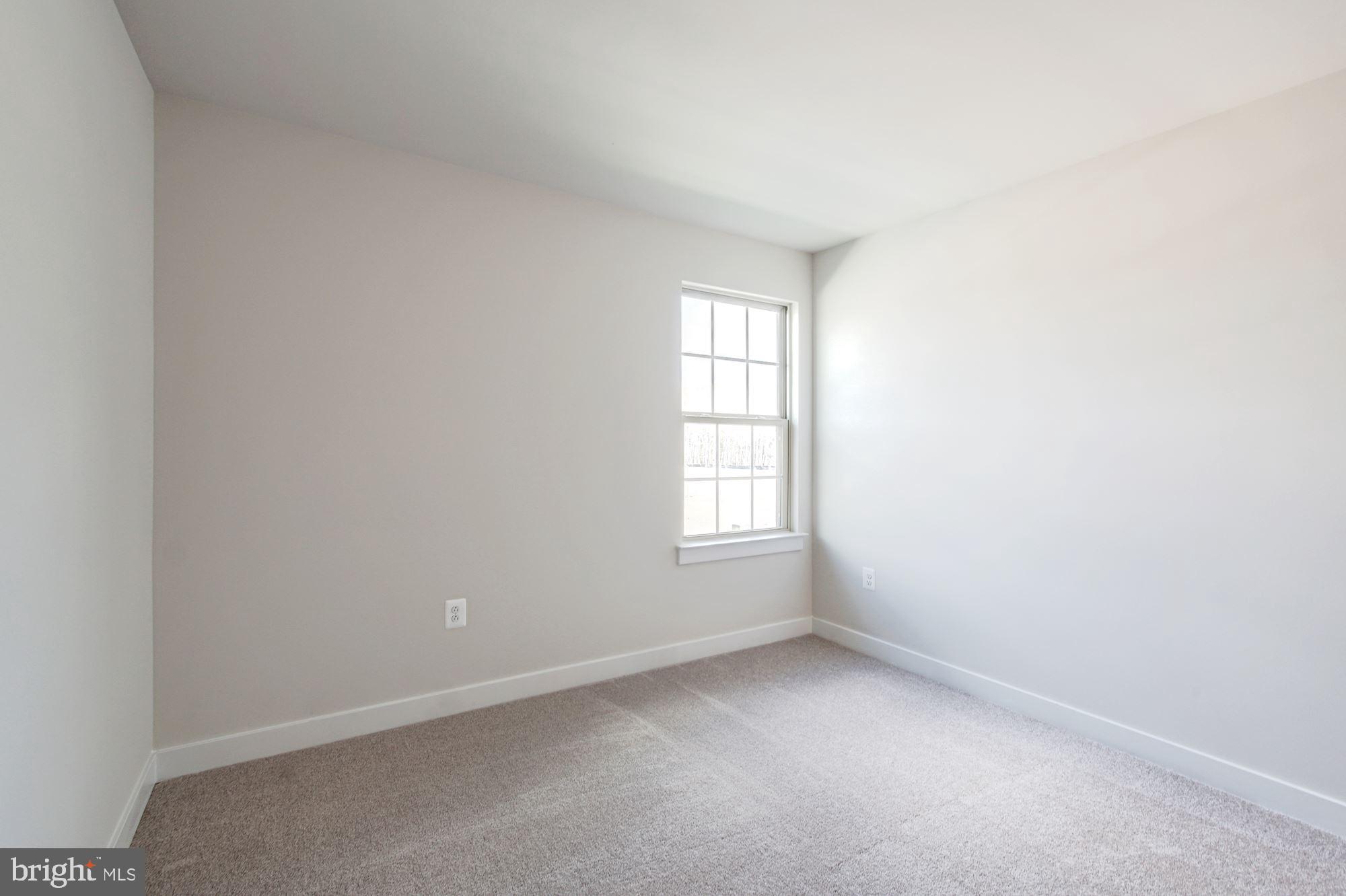 TIMOTHY BRANCH SINGLES - Residential