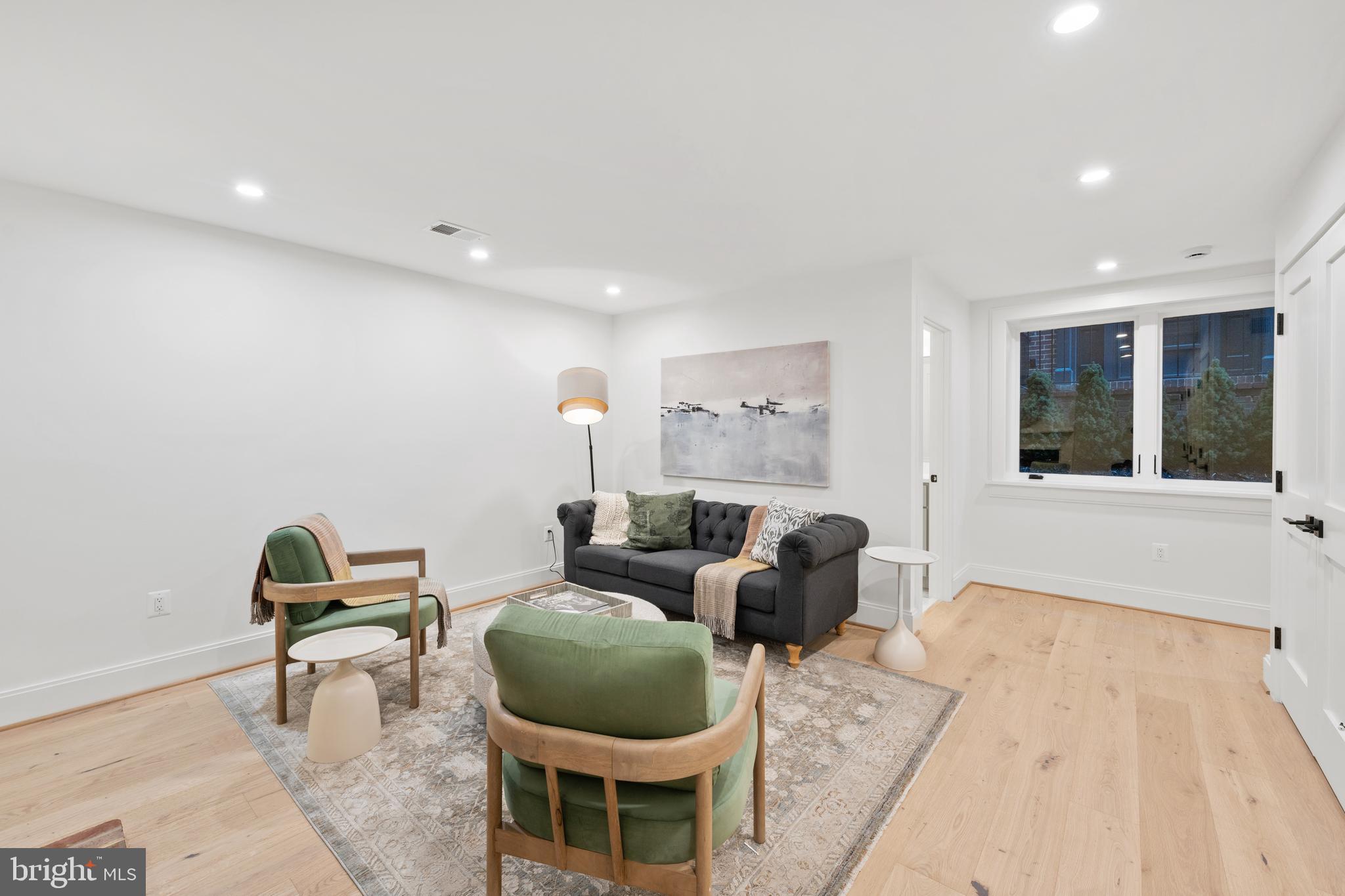 OLD TOWN - Residential