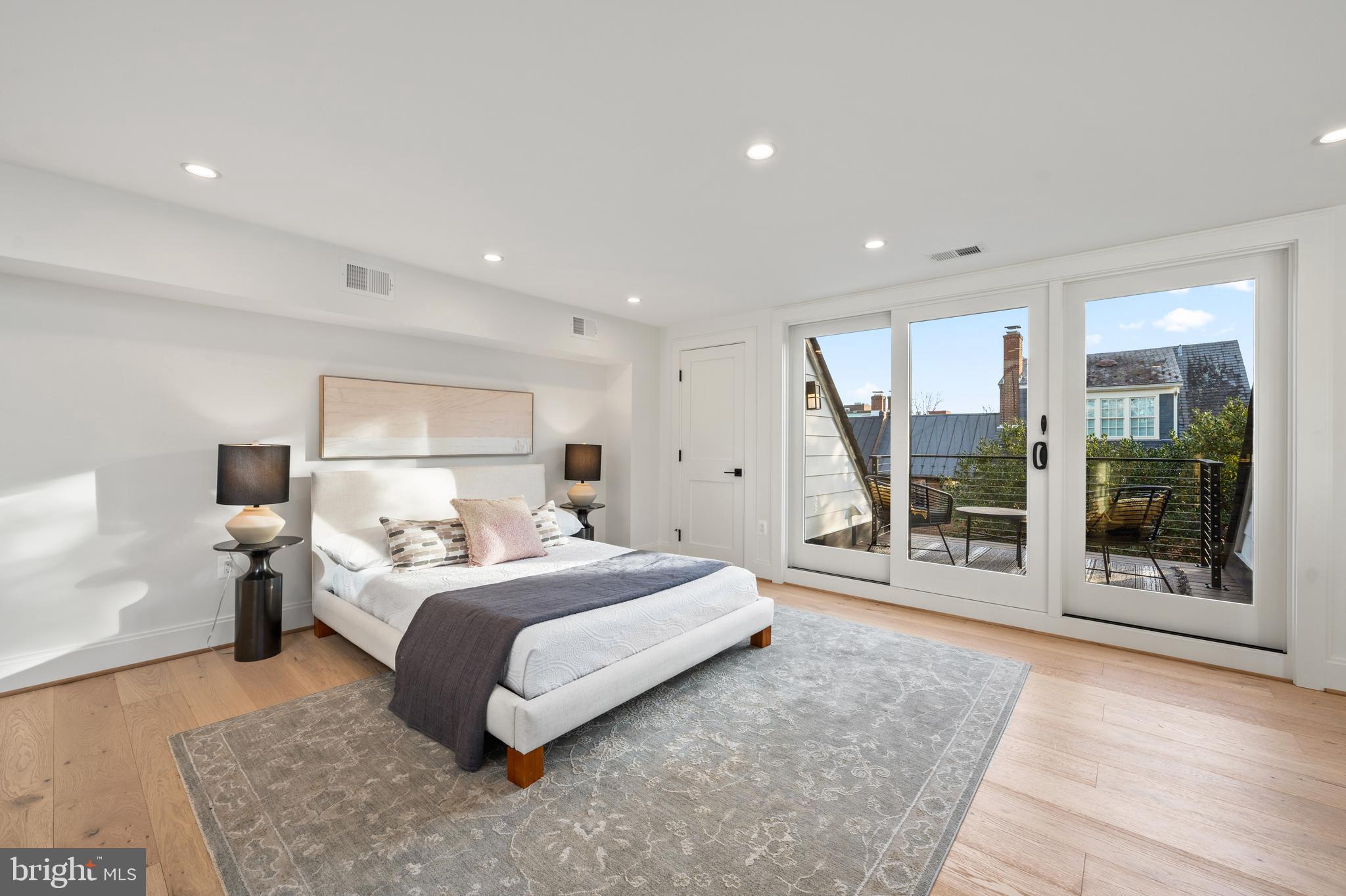 OLD TOWN - Residential