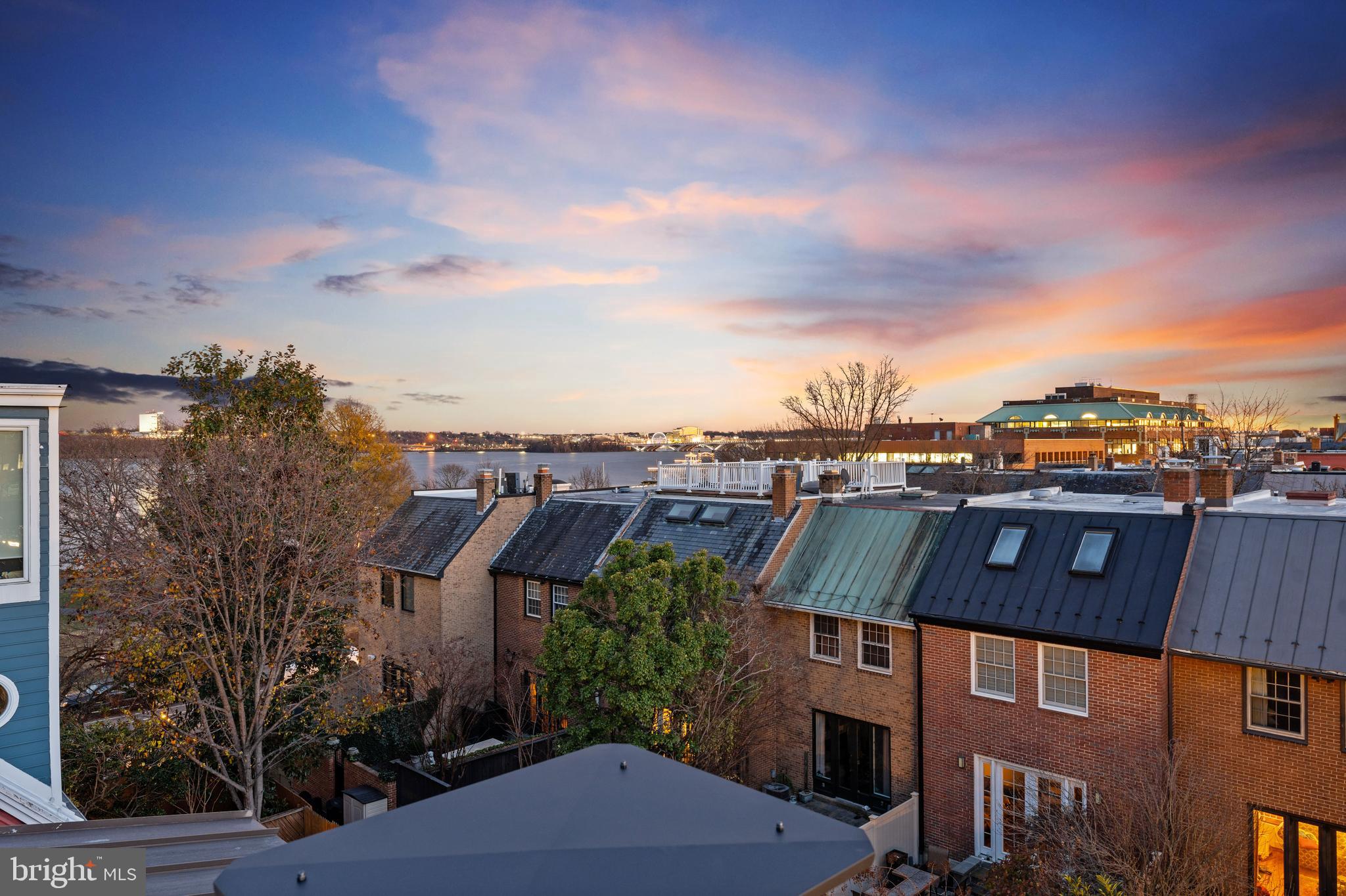 OLD TOWN - Residential